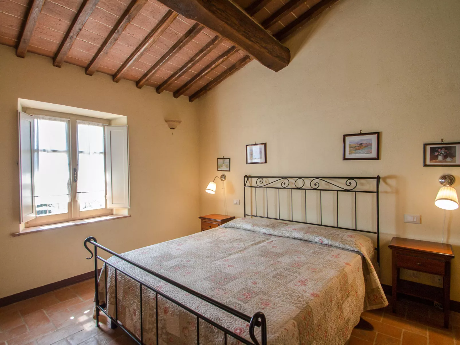 Tenuta-Inside