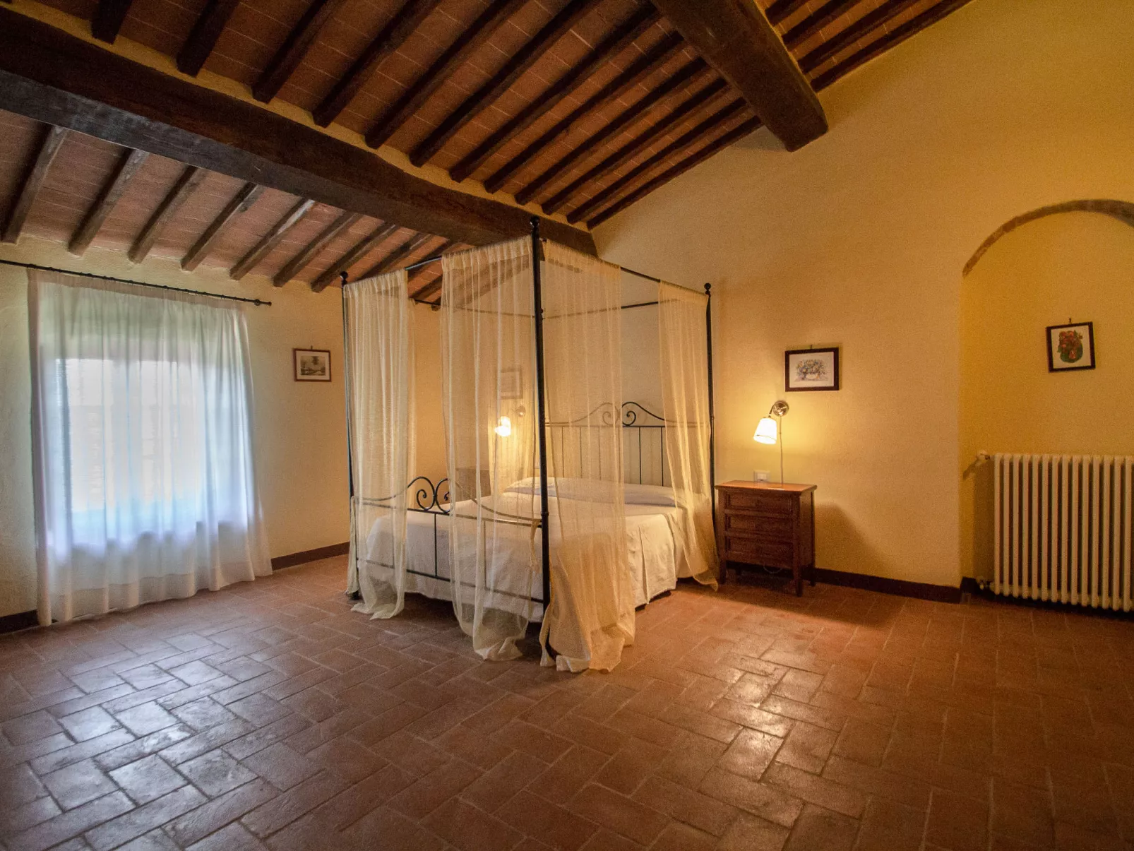 Tenuta-Inside