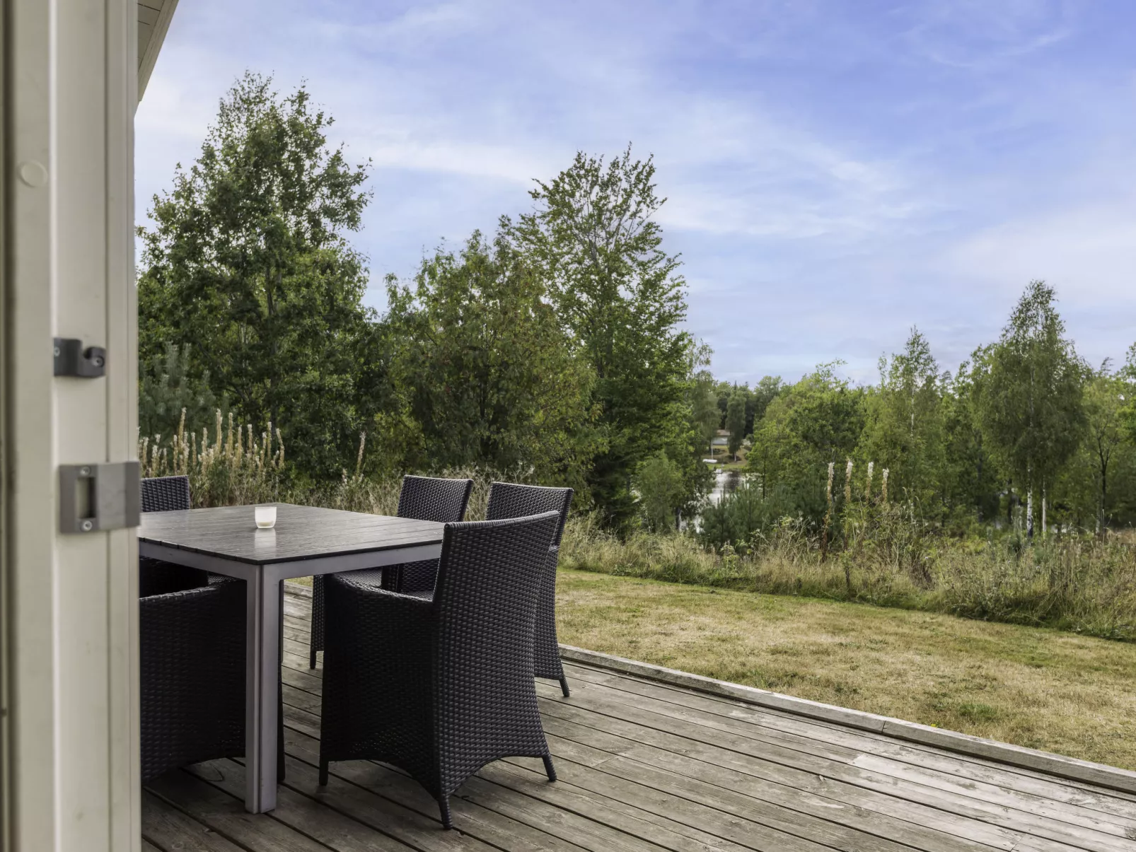 Skogstorp-Outside