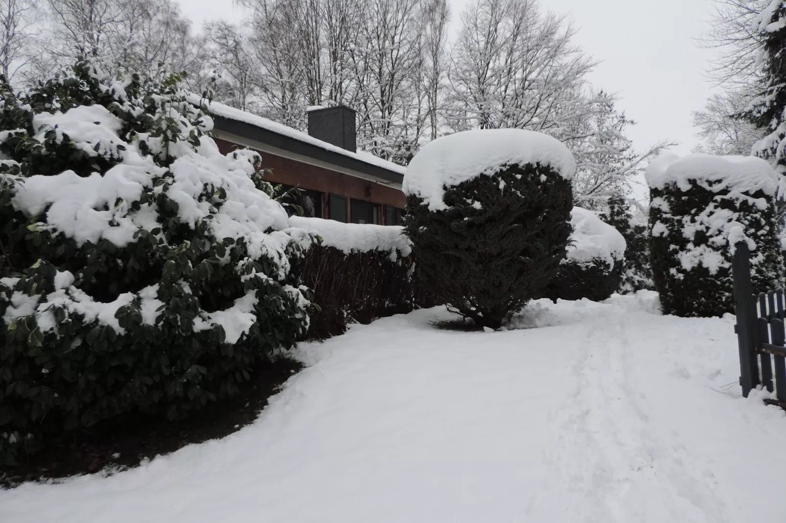 Au Hotleu maison reuter-Extérieur hiver