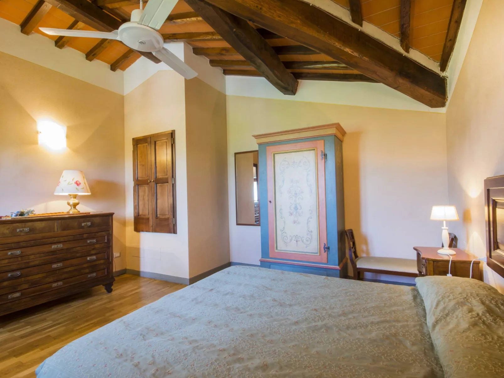 Il Borghetto-Inside