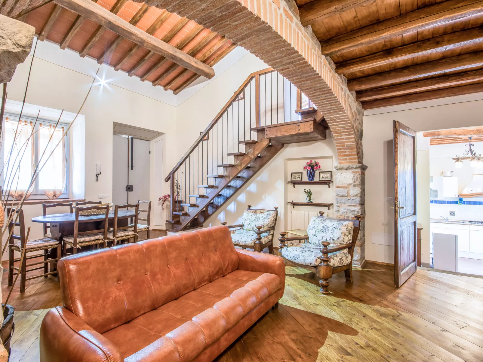 Casale Labbia-Inside