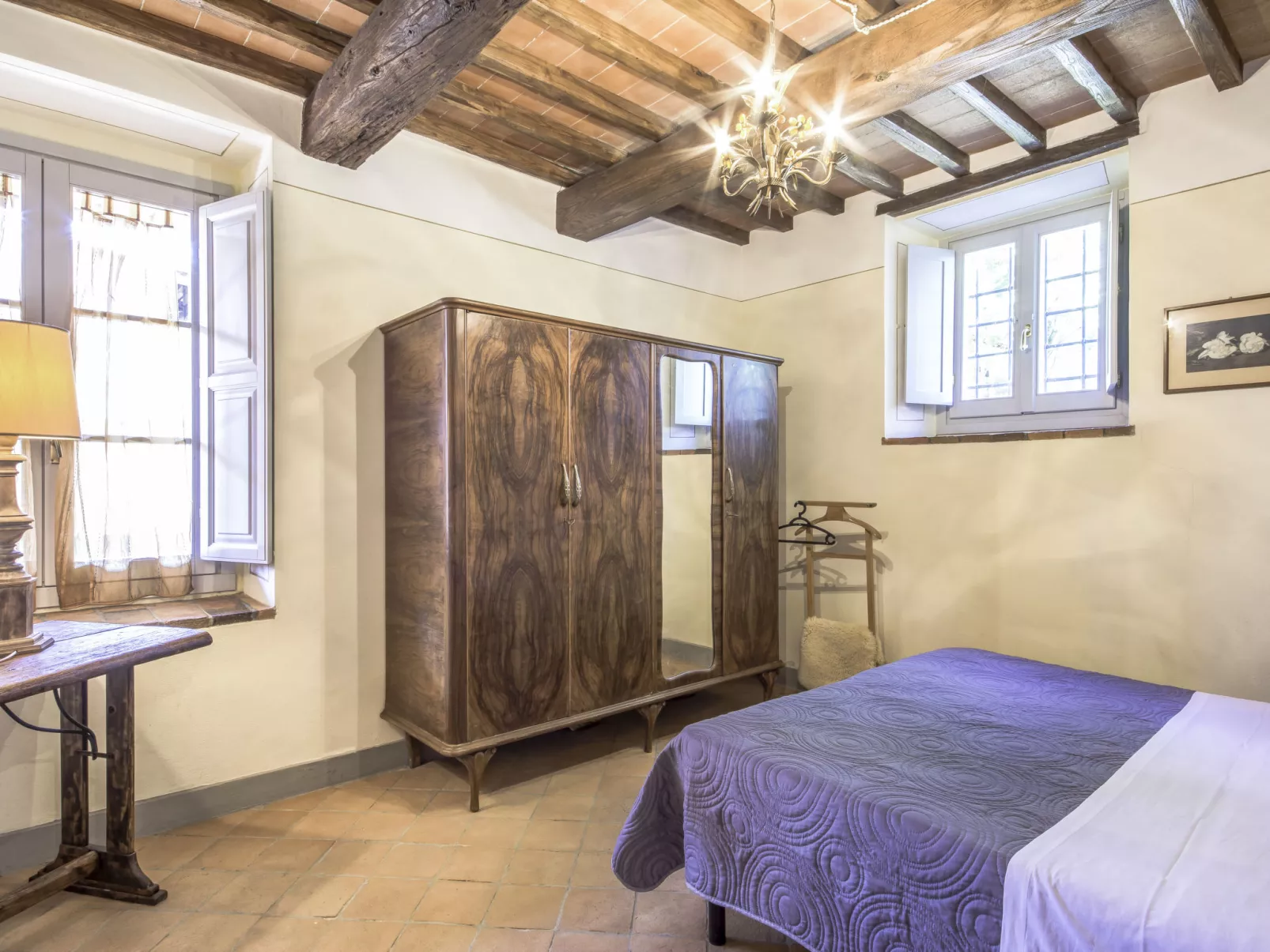 Casale Labbia-Inside