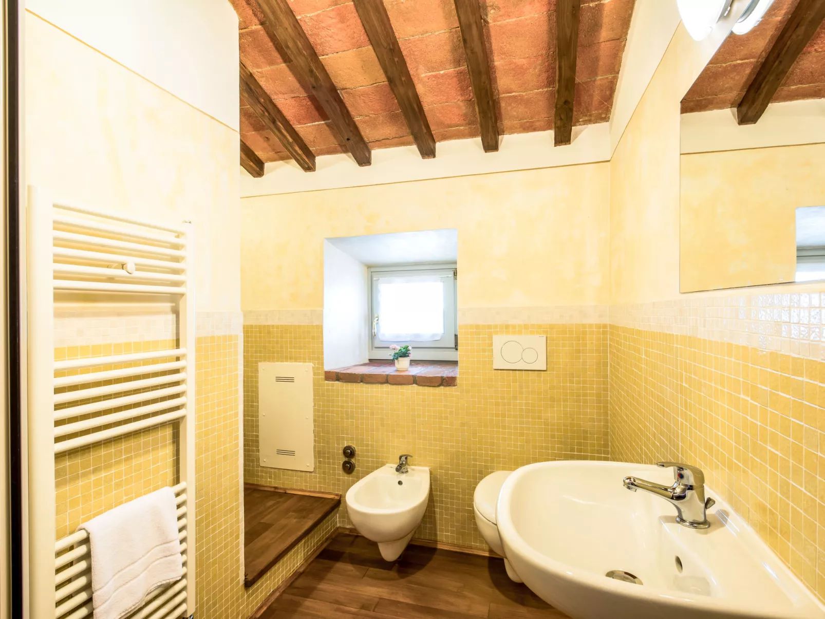 Casale Labbia-Inside