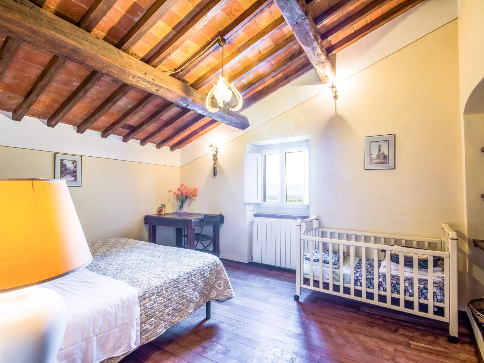 Casale Labbia-Inside