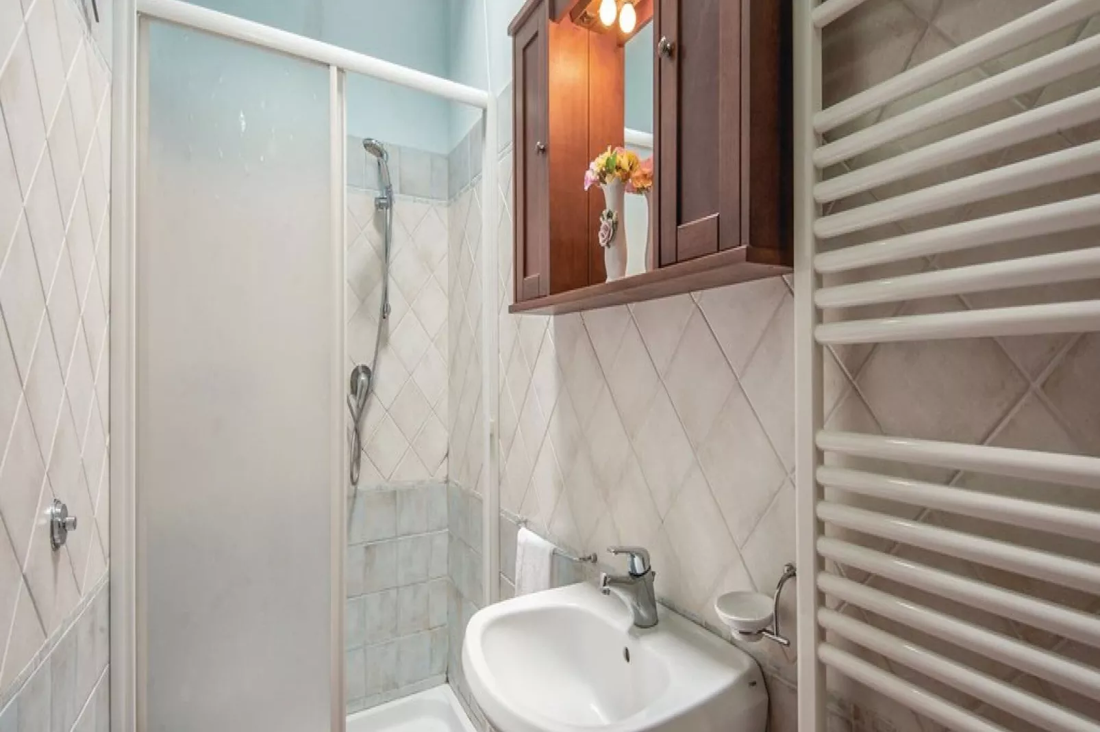 Villino Quattro-Bathroom