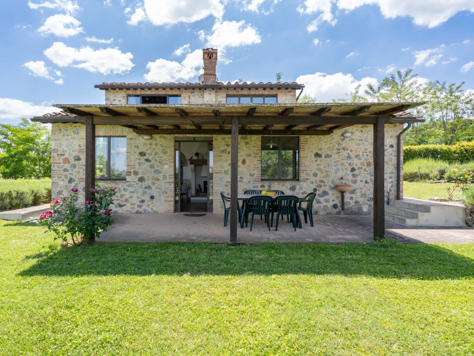 Villa Alba-Outside