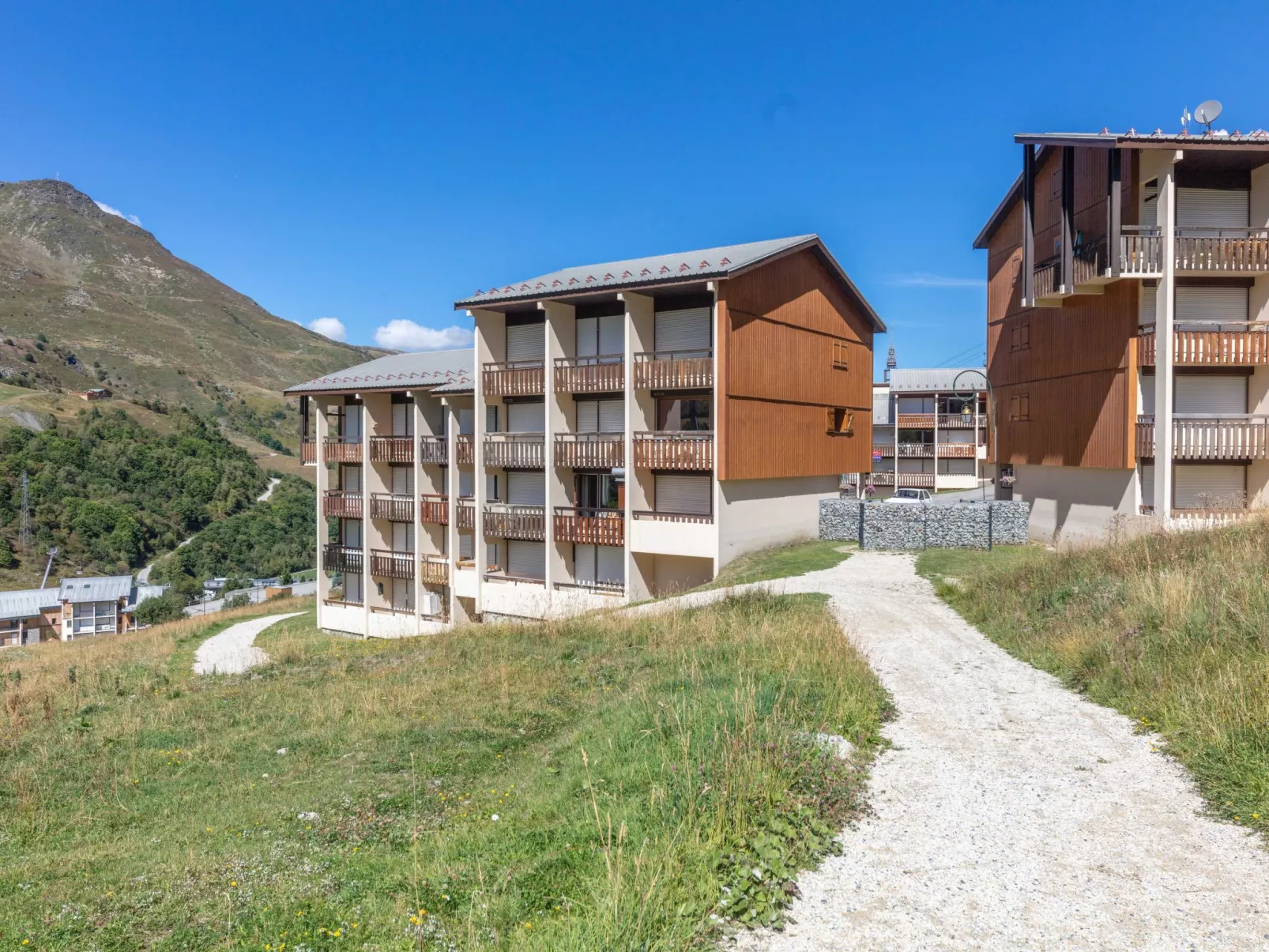 Asters 1208 Batiment B4-Outside
