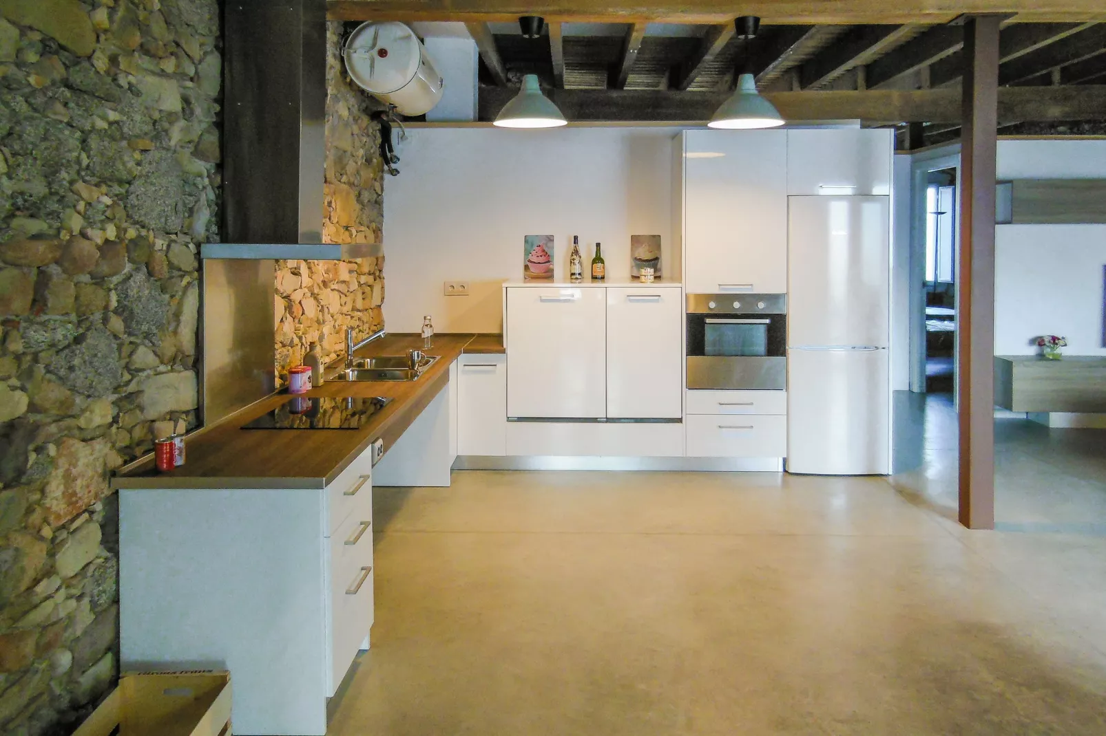 Can Sala-Kitchen