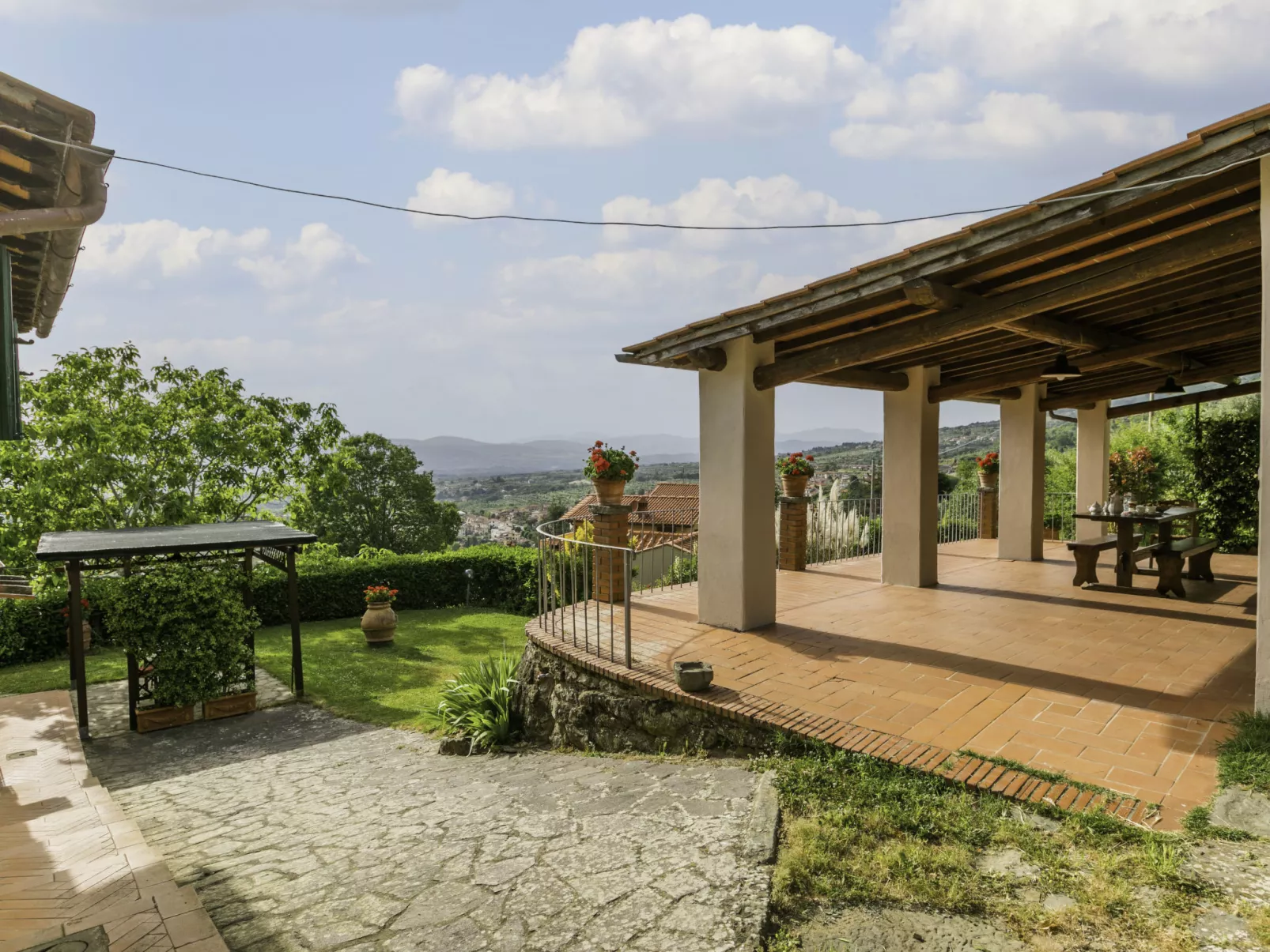 Podere Berrettino-Outside