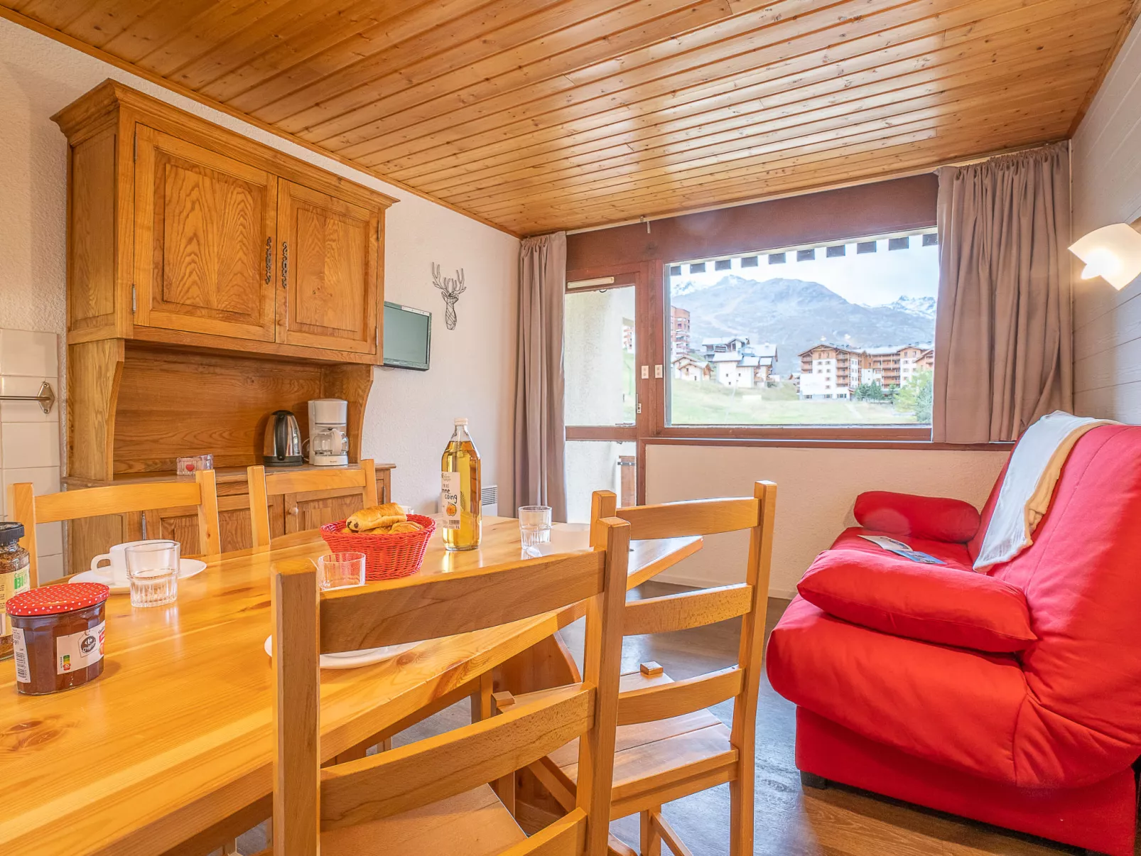 Asters 1215 Bâtiment B4-Dedans