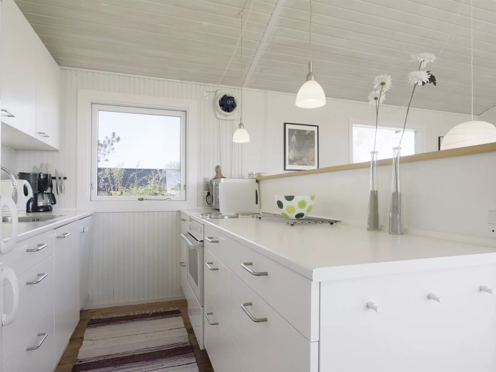 "Bridgette" - 100m from the sea-Inside