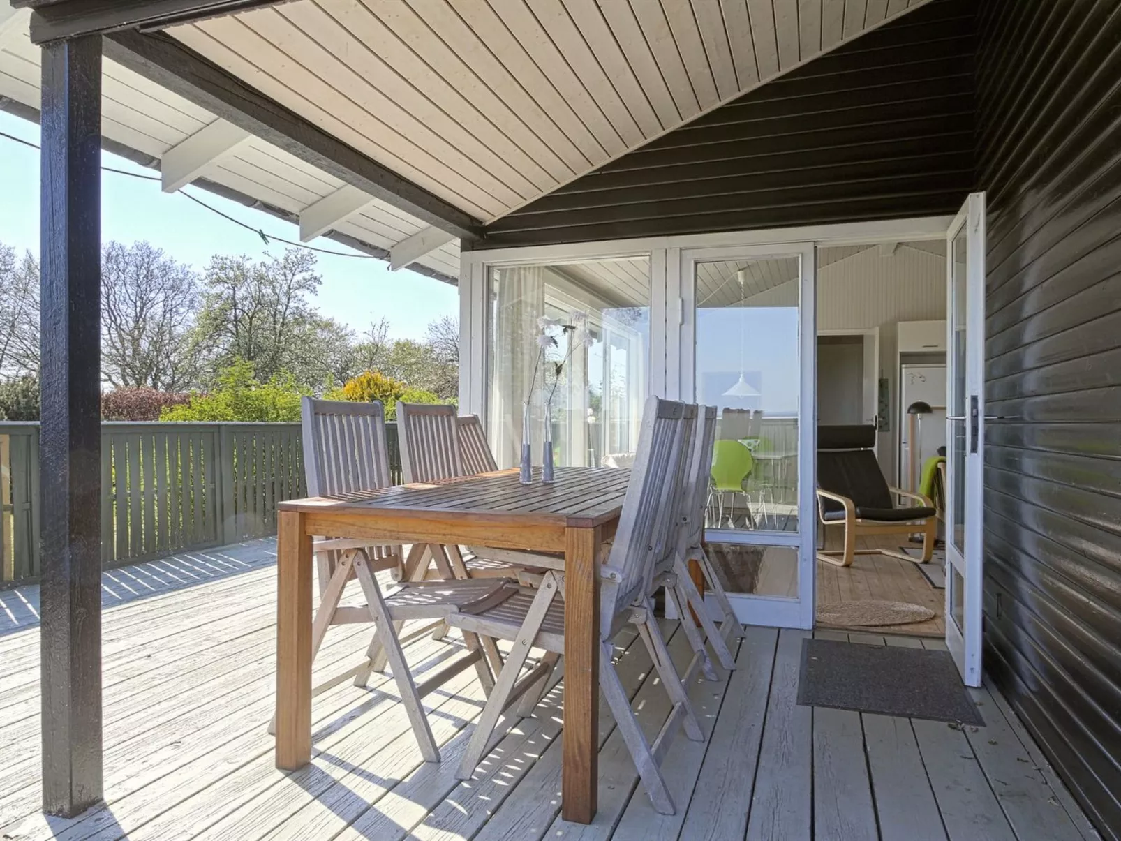 "Bridgette" - 100m from the sea-Inside