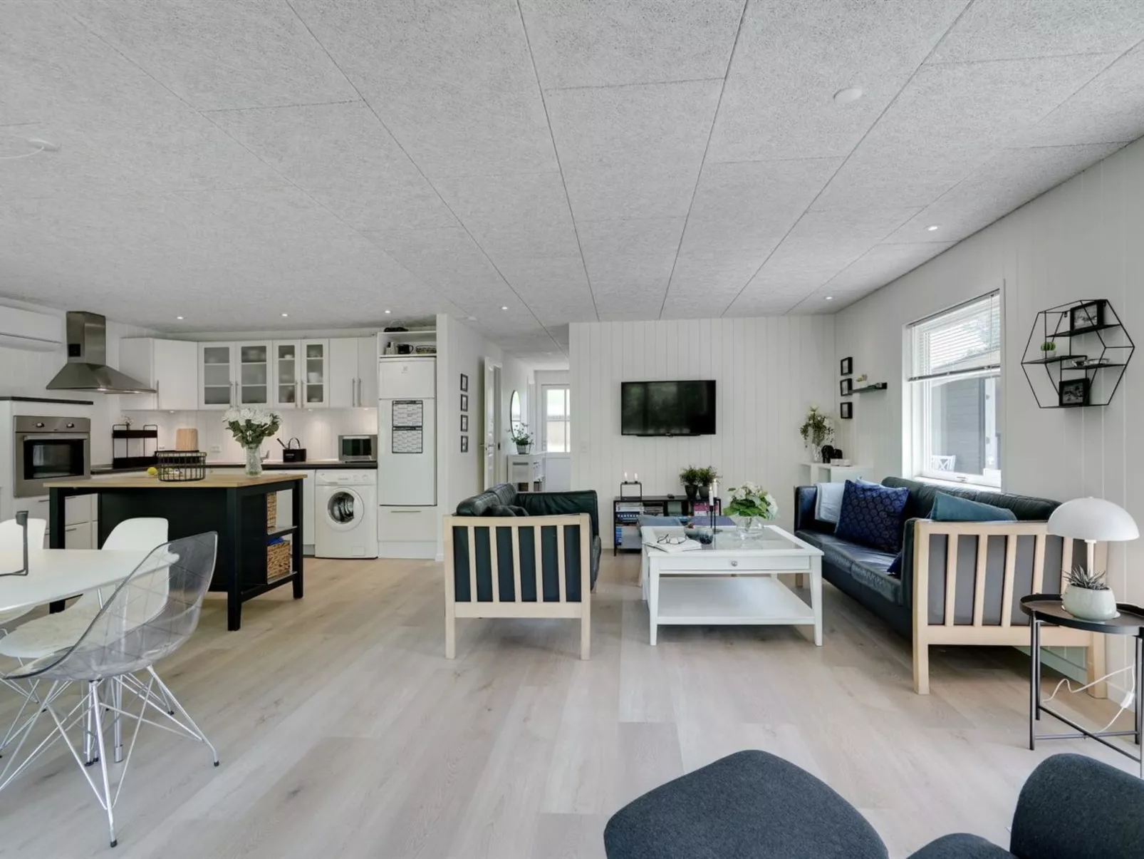 "Maik" - 1.5km from the sea-Drinnen