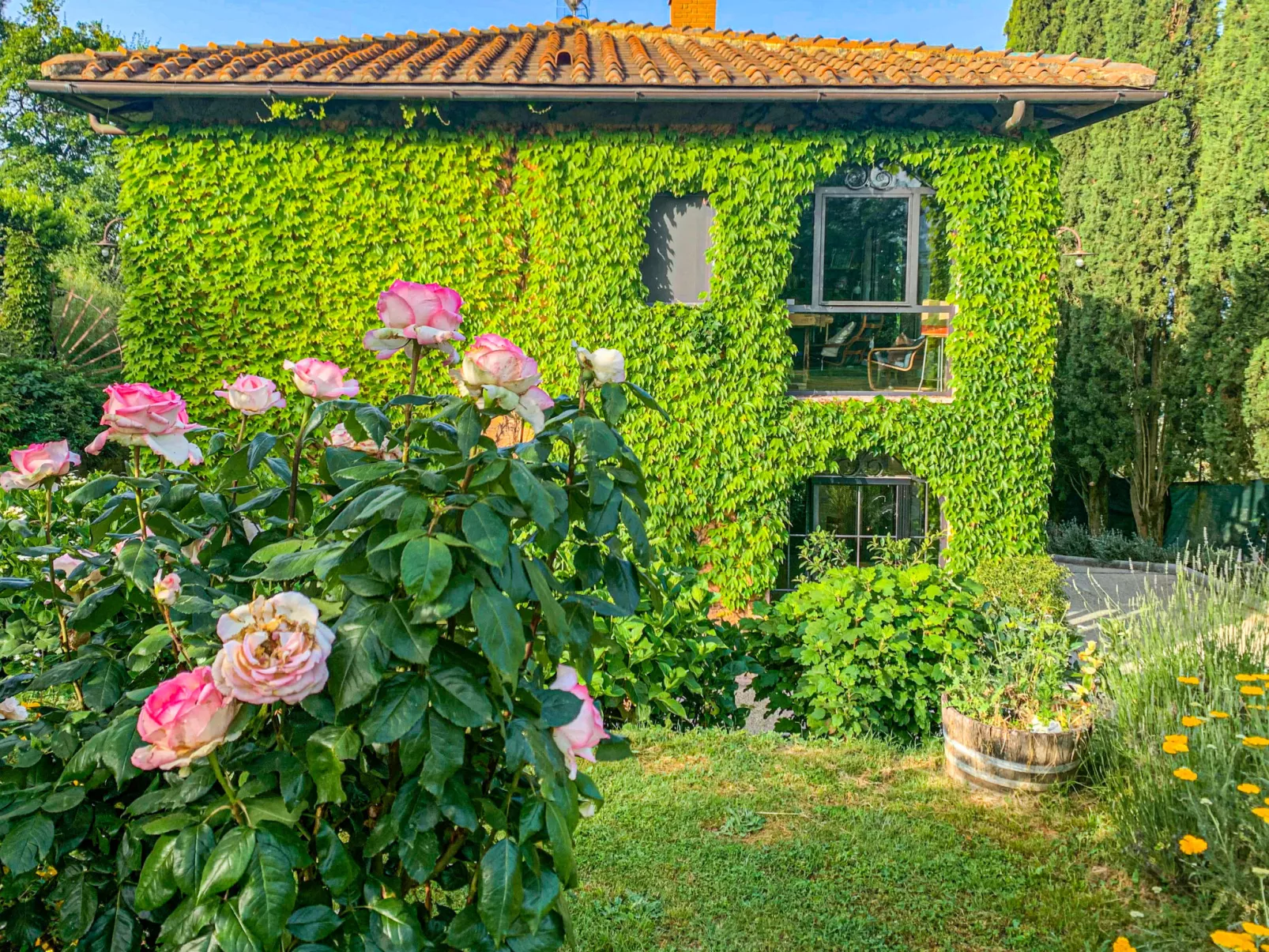 Villa Vittoria-Outside