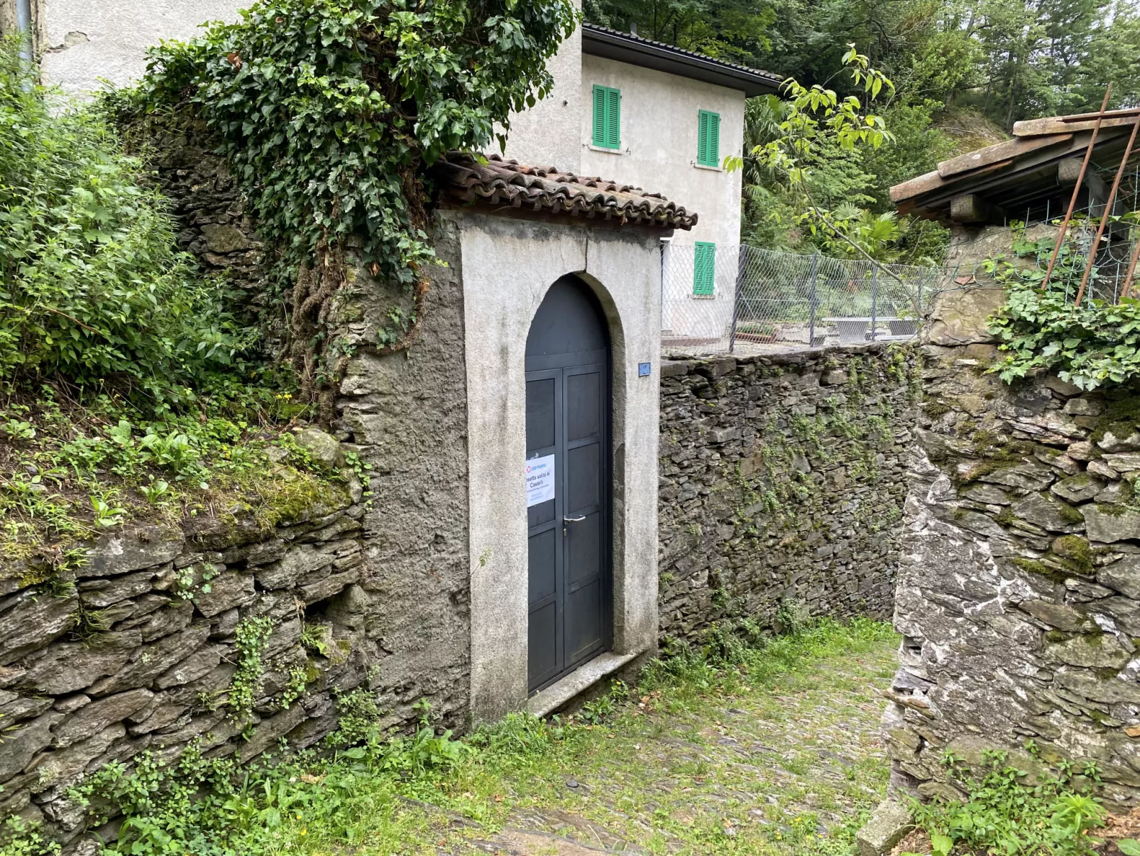 Casetta salita ai Castelli-Outside