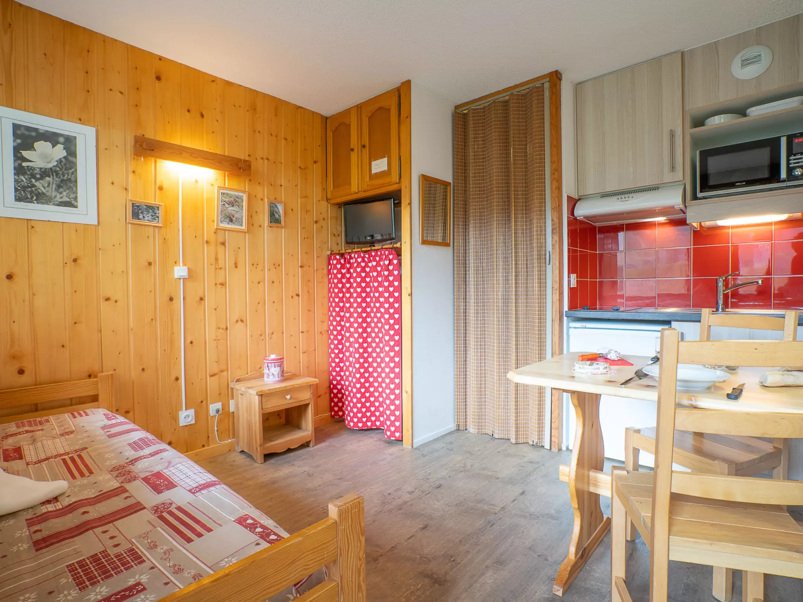 Asters 1126 Bâtiment A2-Inside
