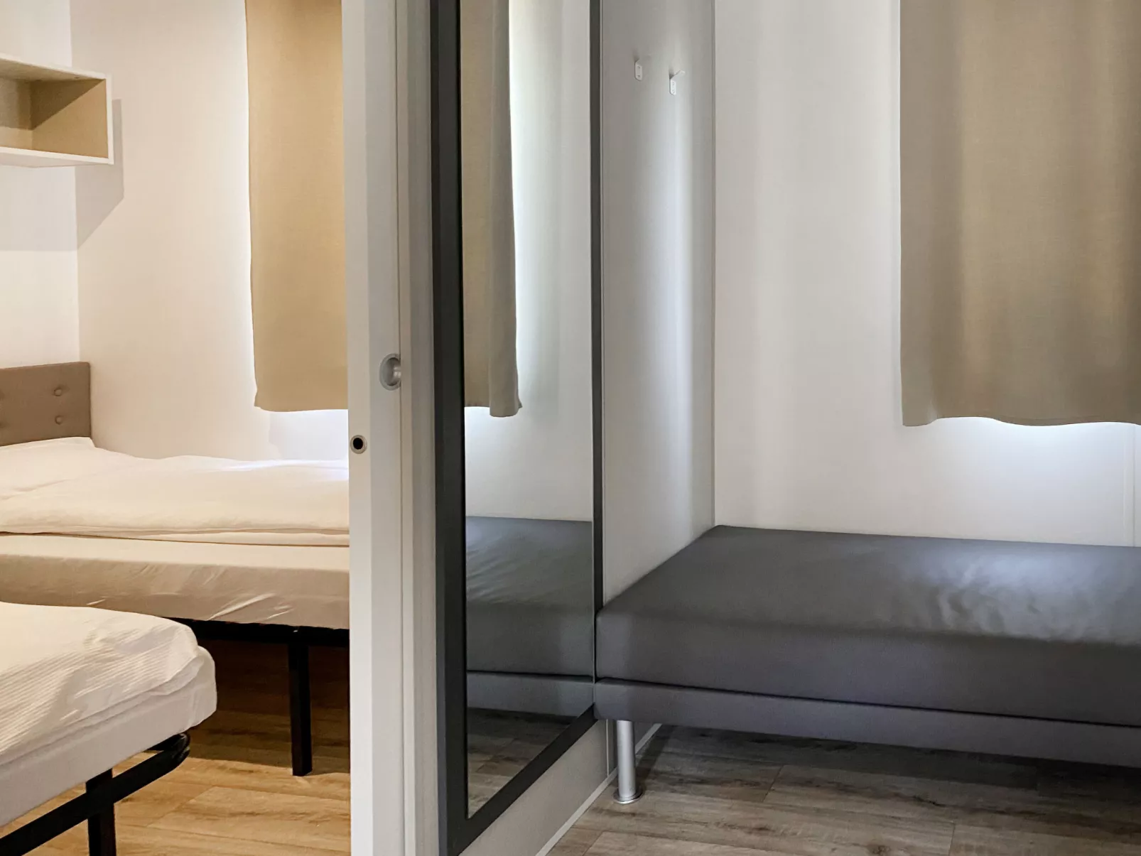 Bungalow Isola Premium-Inside