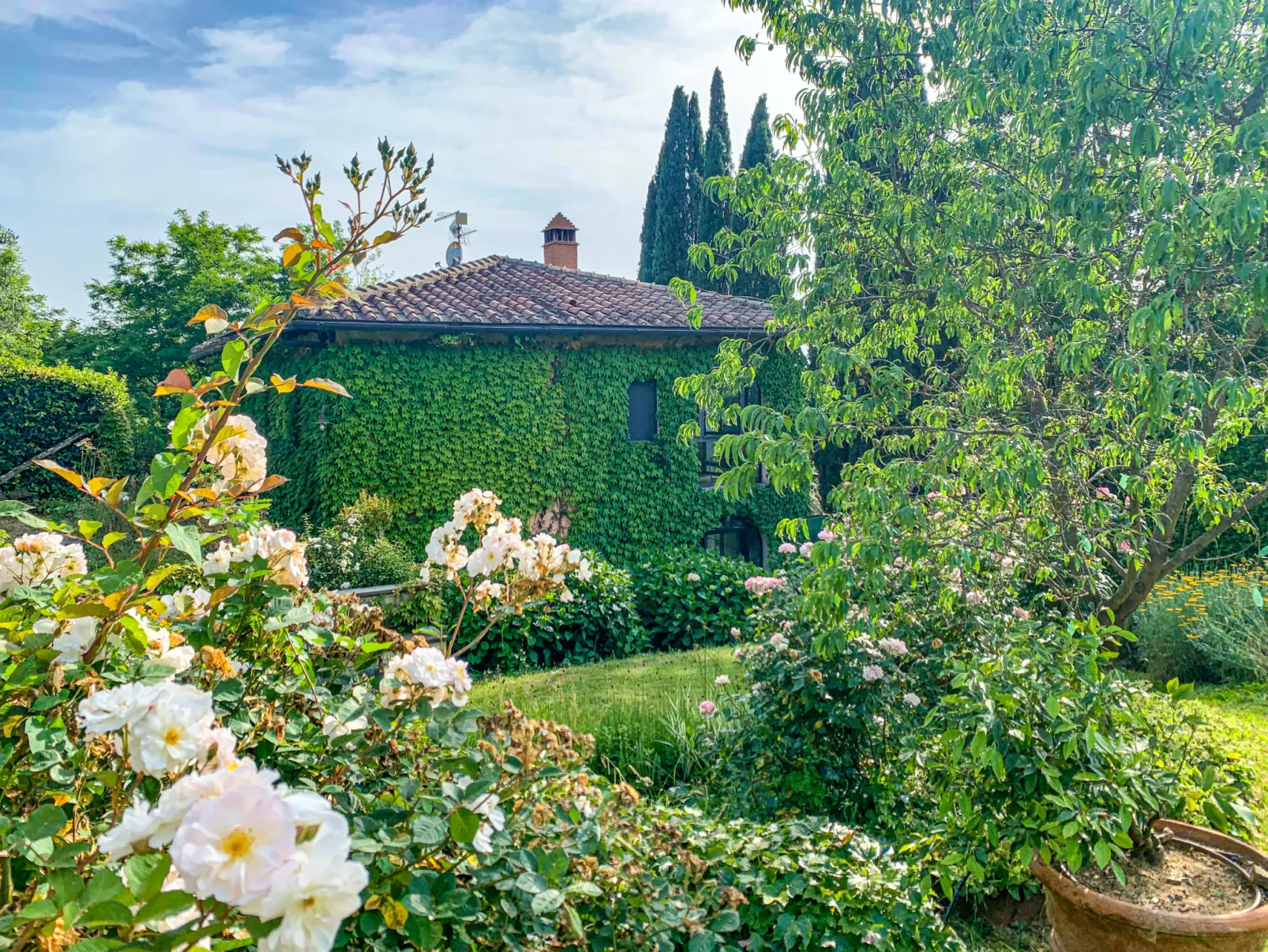 Villa Vittoria-Outside