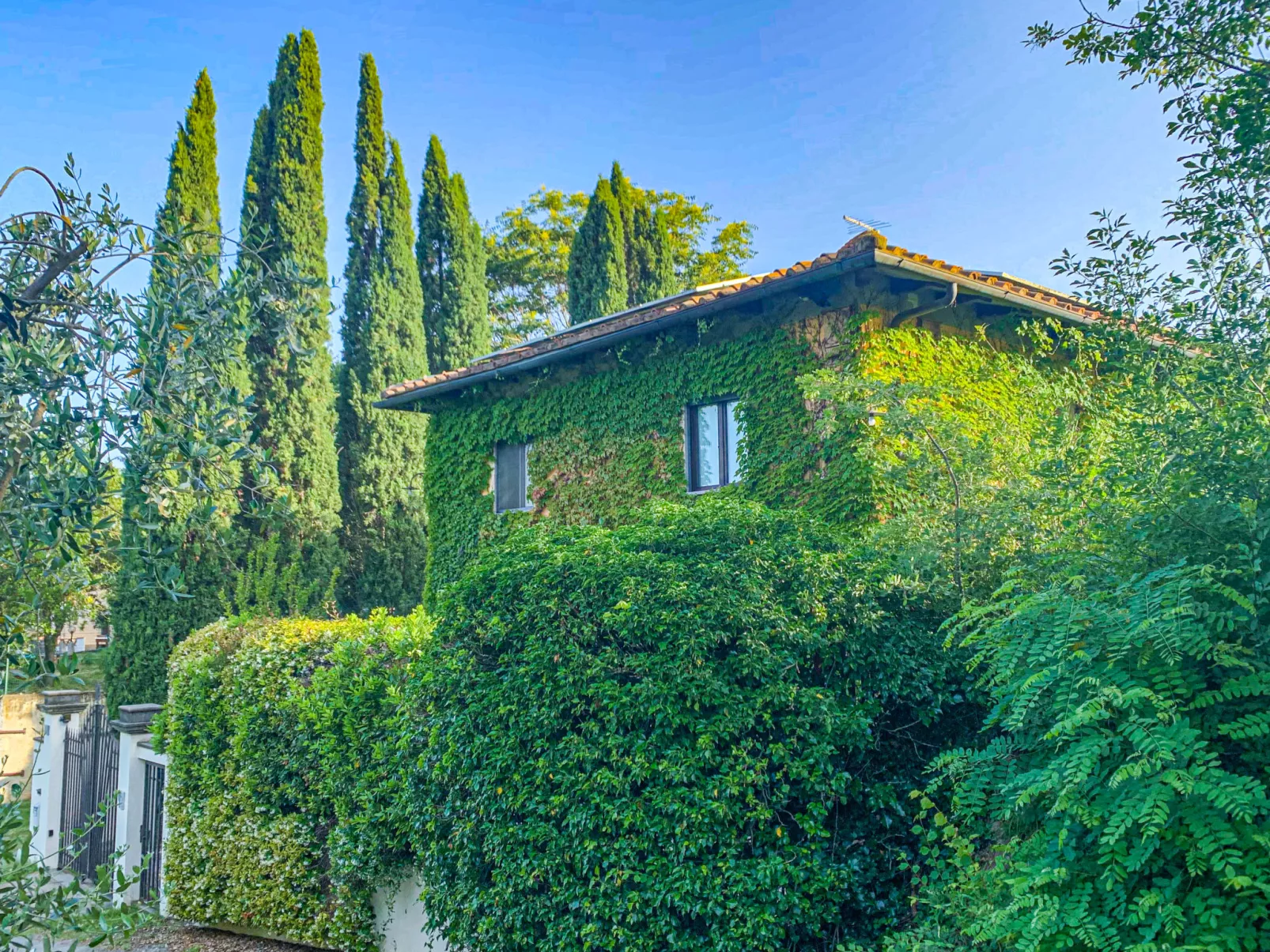 Villa Vittoria-Outside