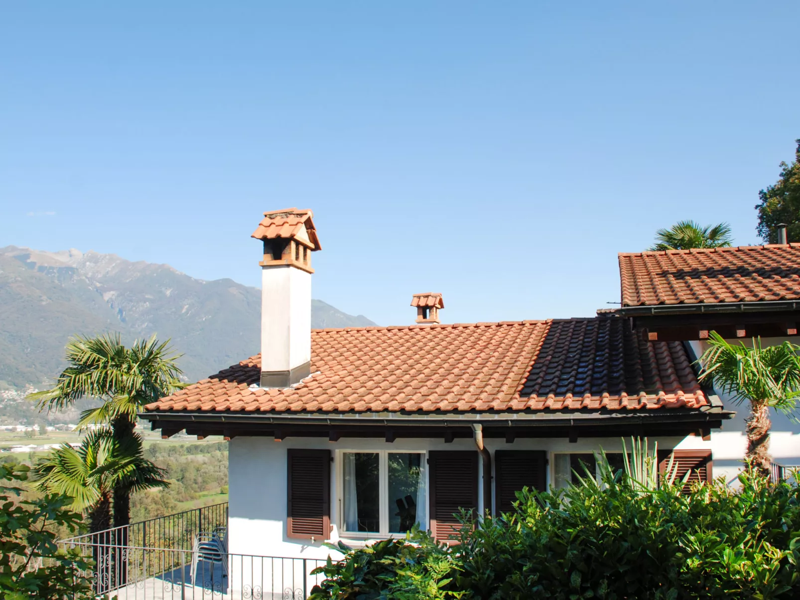 Casa Cavriana-Outside