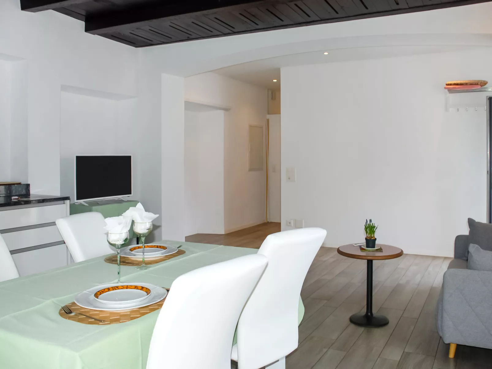 App. Vira Lago 500 Ost - EG-Inside
