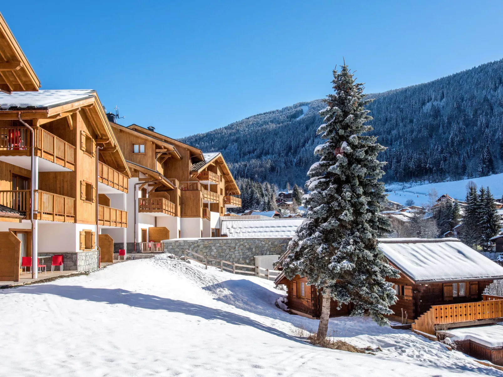 CGH Rés&Spa Chalets de Léana-Draußen
