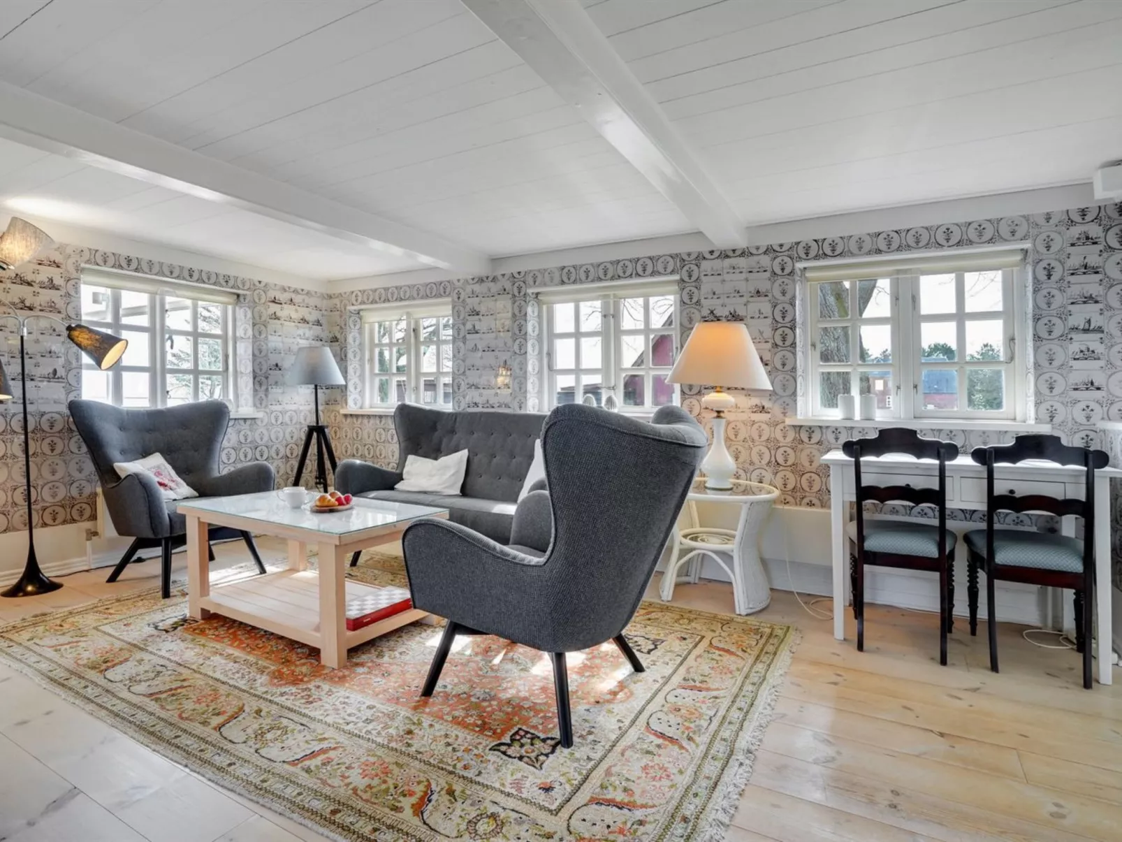 "Edelgard" - 4.5km from the sea-Inside
