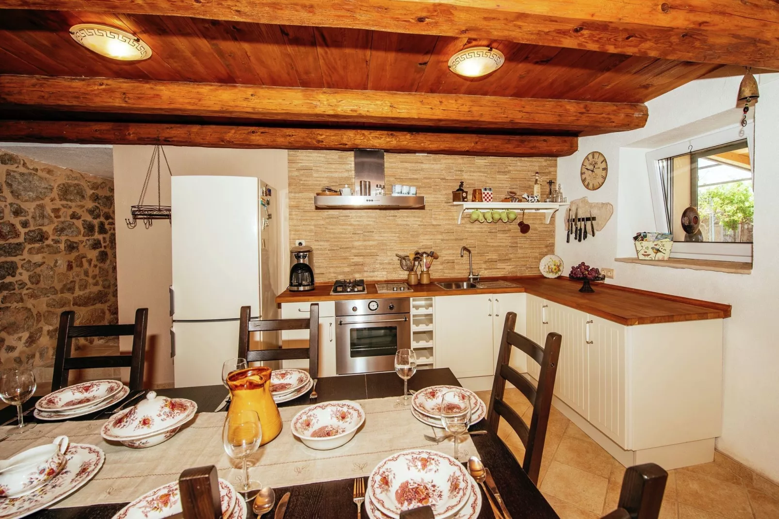 Casa Gracia-Dining room