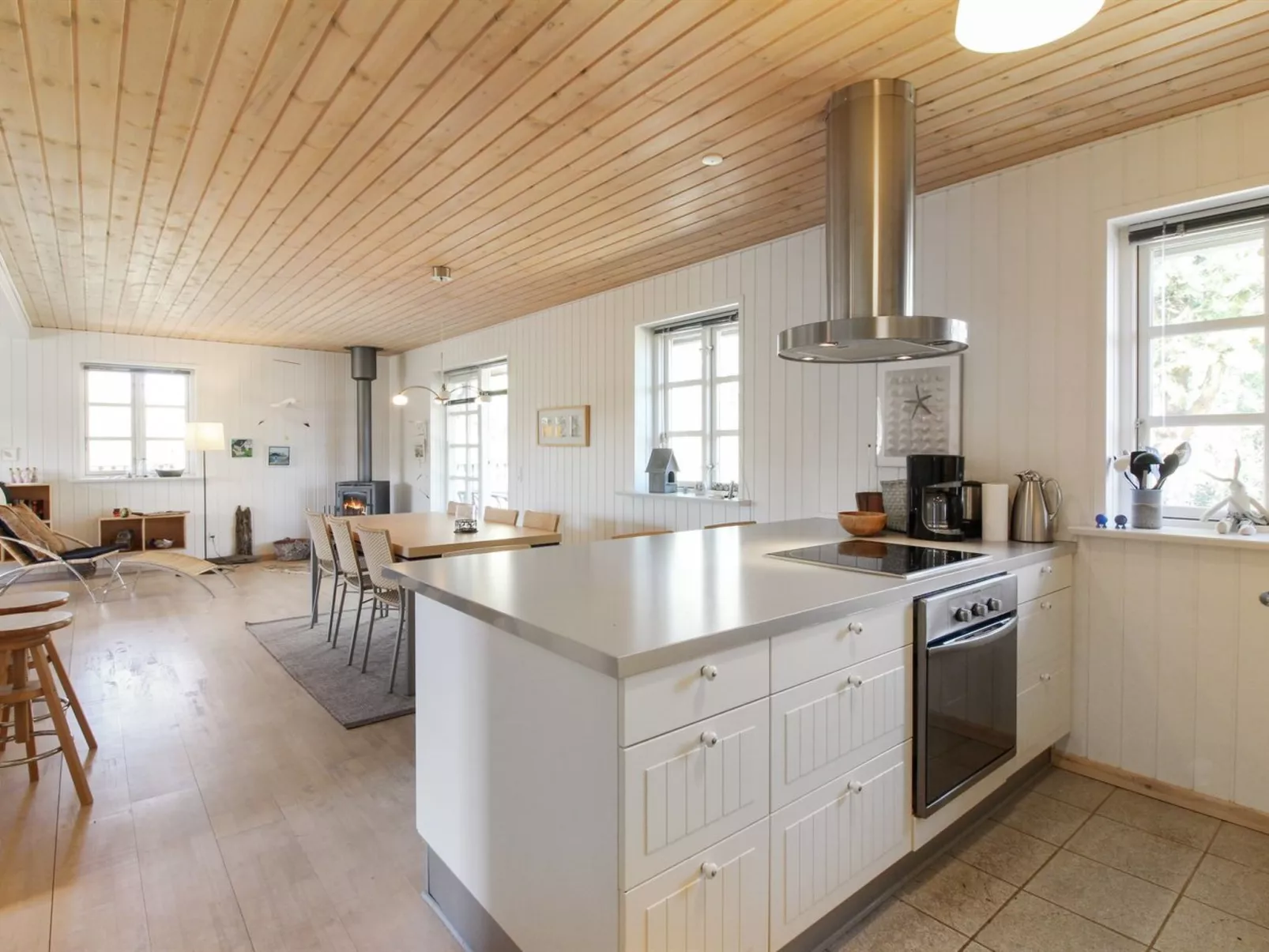 "Othelia" - 1.8km from the sea-Inside