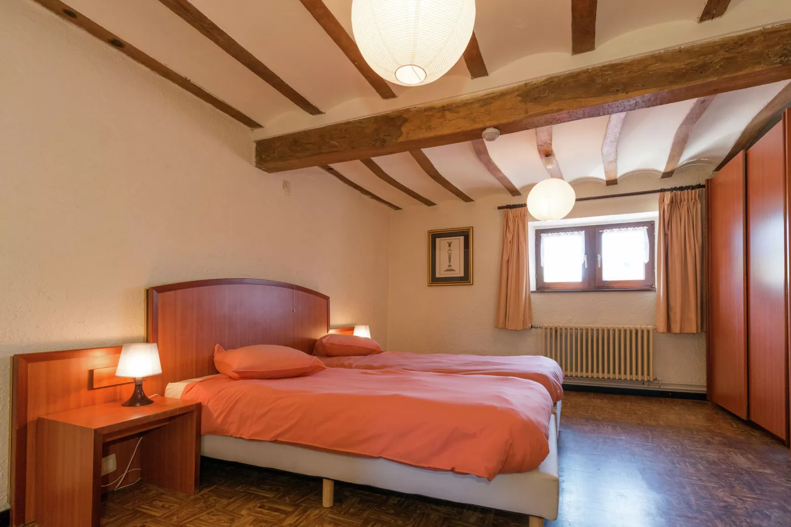 La Coupe de Champagne-Bedroom
