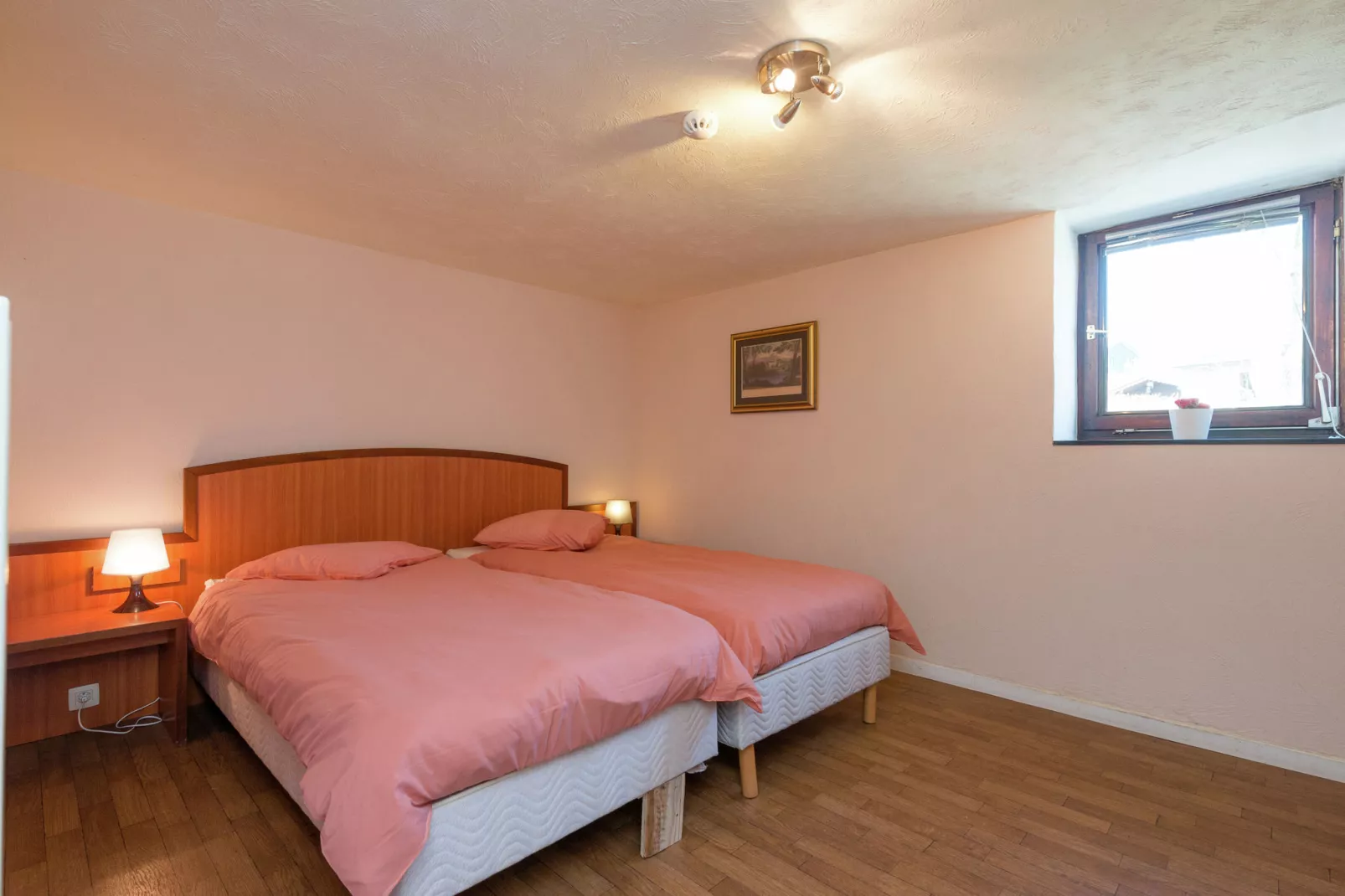 La Coupe de Champagne-Bedroom