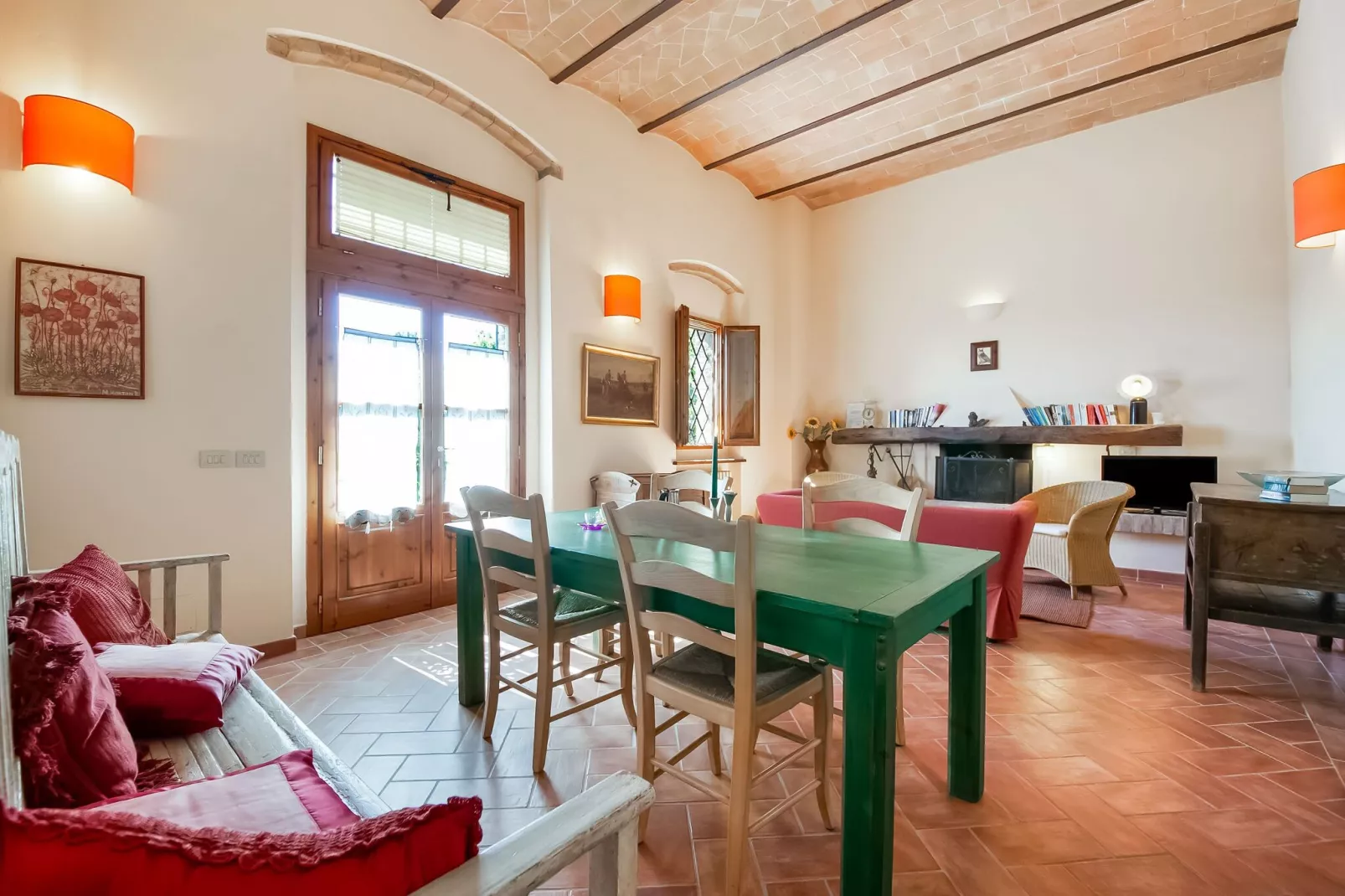 Gufo-Dining room