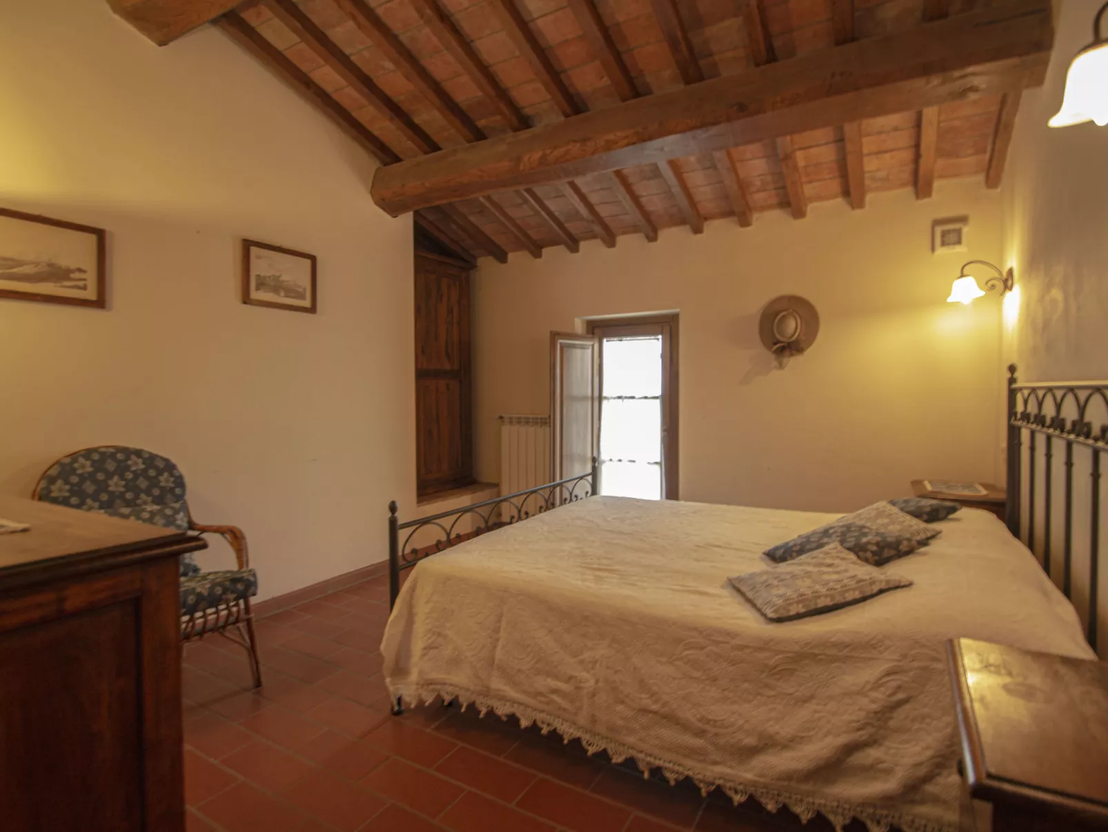 Baccelli-Inside