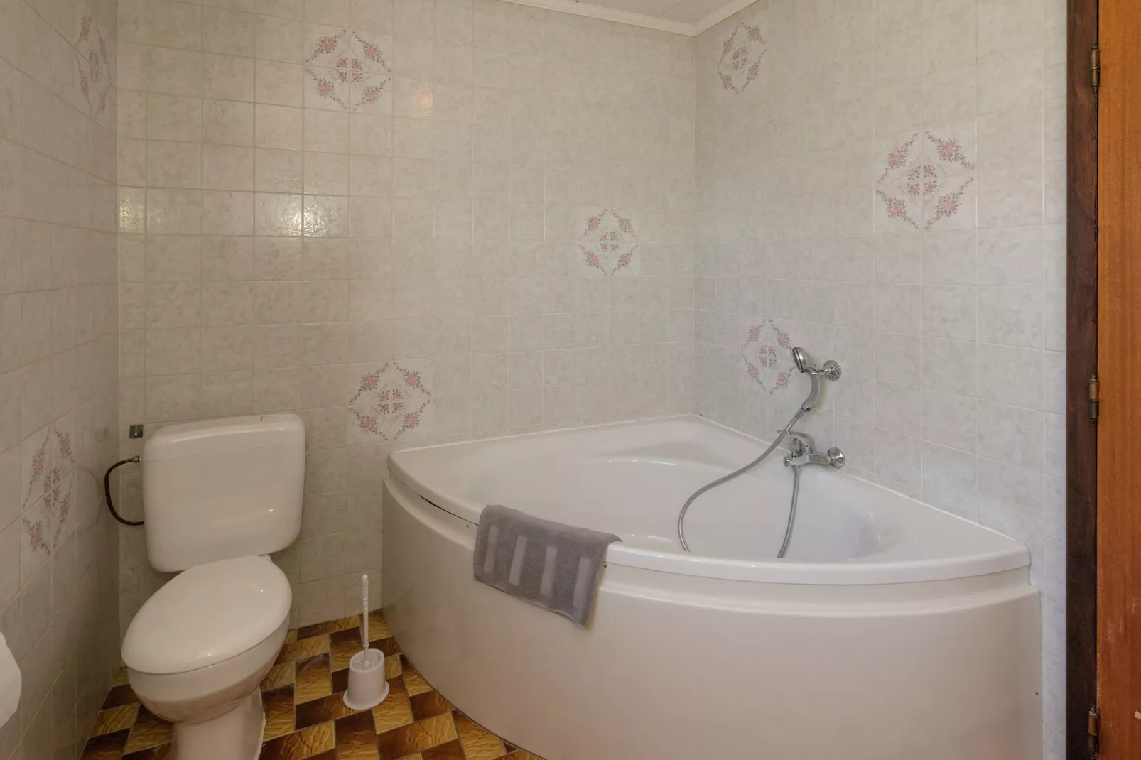 La Coupe de Champagne-Bathroom