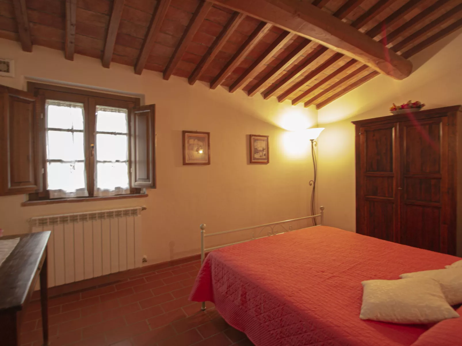 Baccelli-Inside