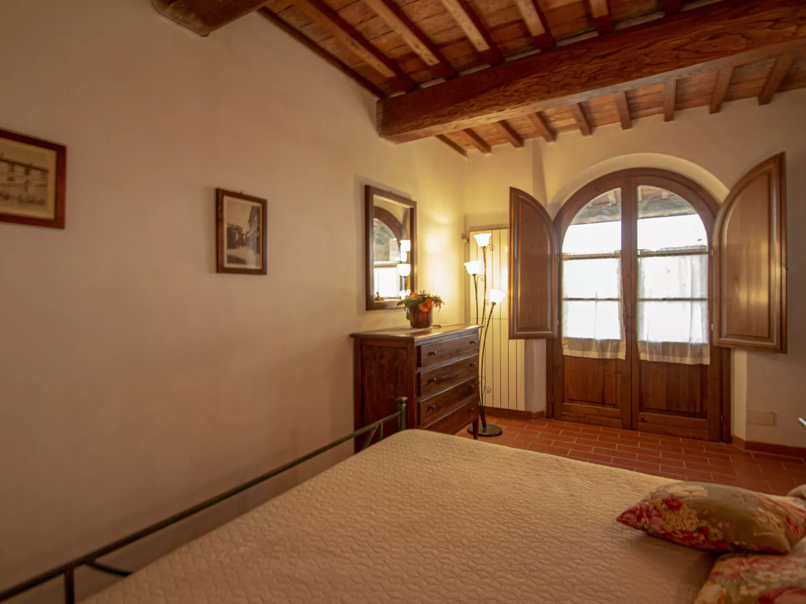 Baccelli-Inside