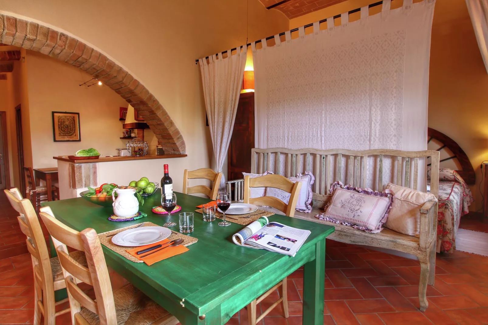 Gufo-Dining room