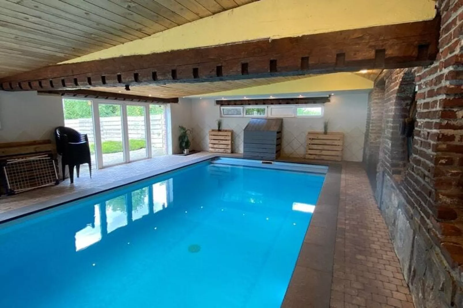 La Coupe de Champagne-Pool