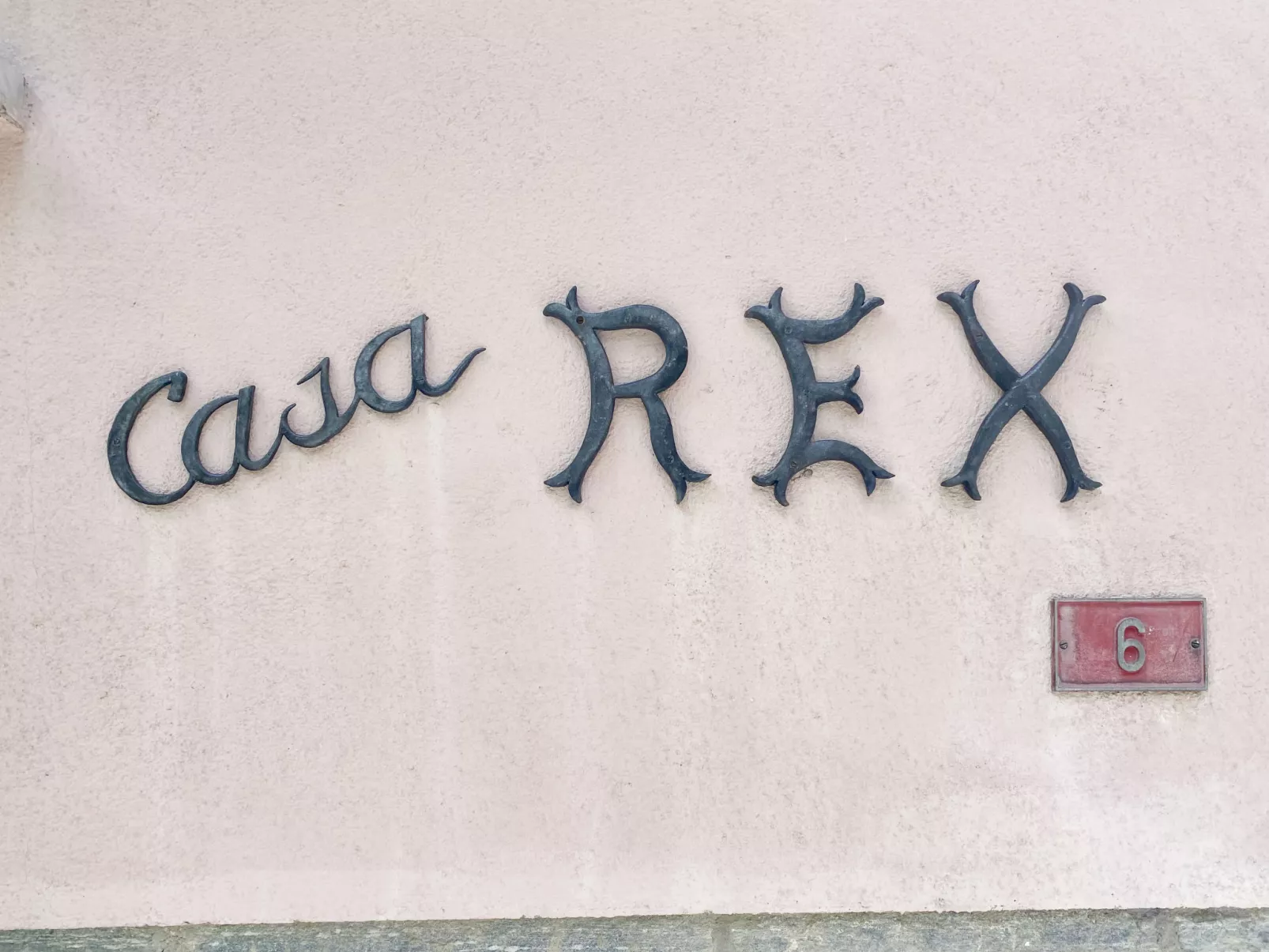 Rex App. 3-Inside