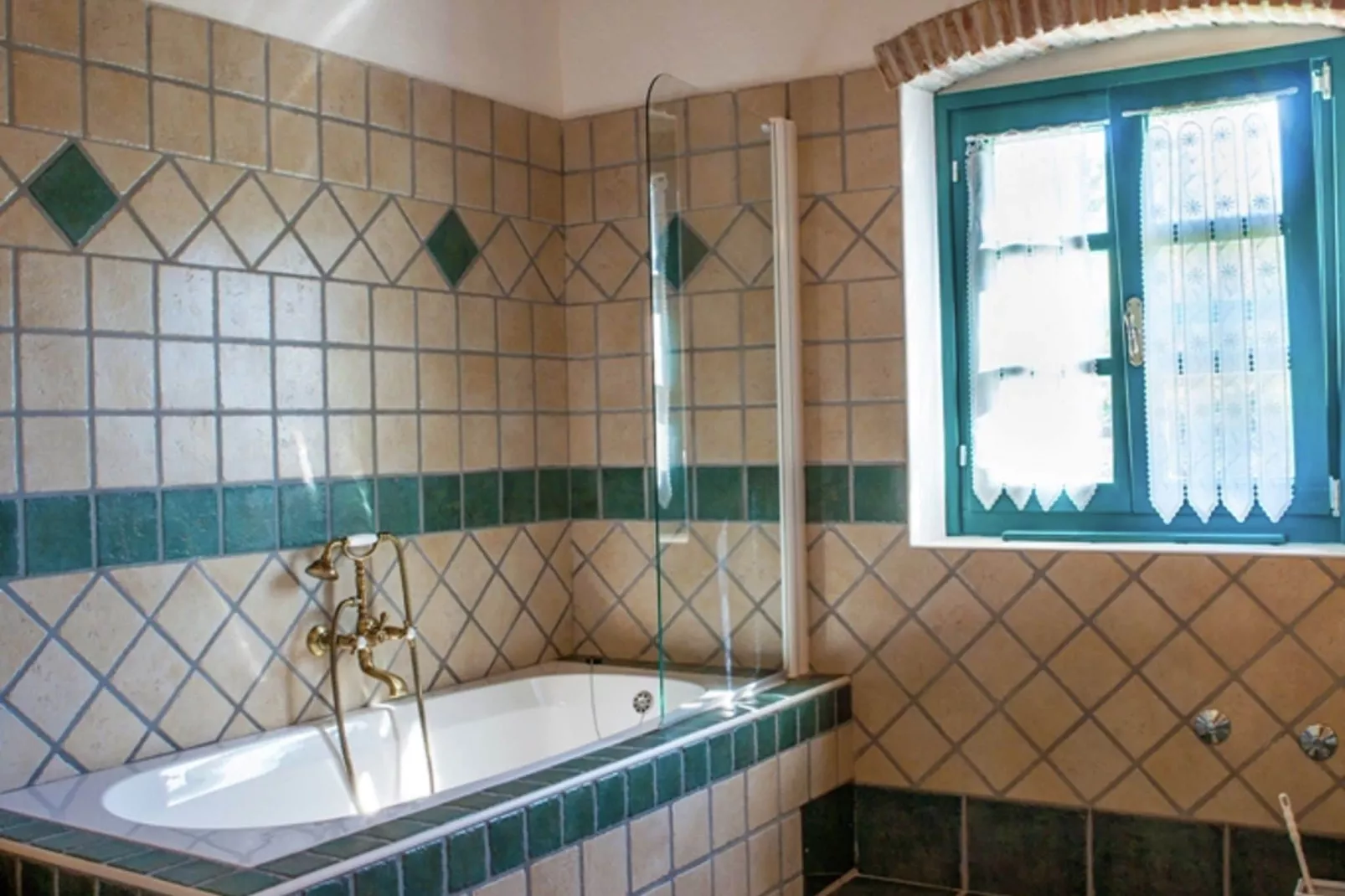 Vicenca-Bathroom