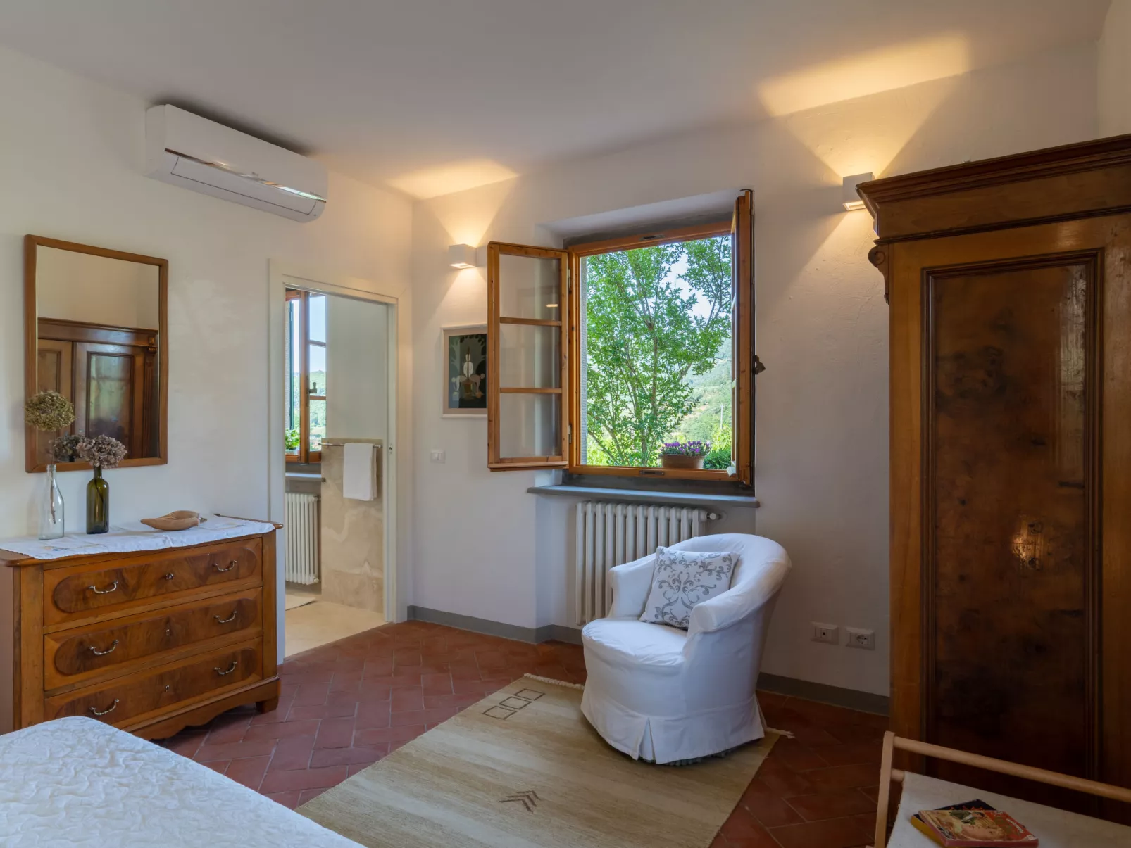 Il Borgo di Savignola-Inside