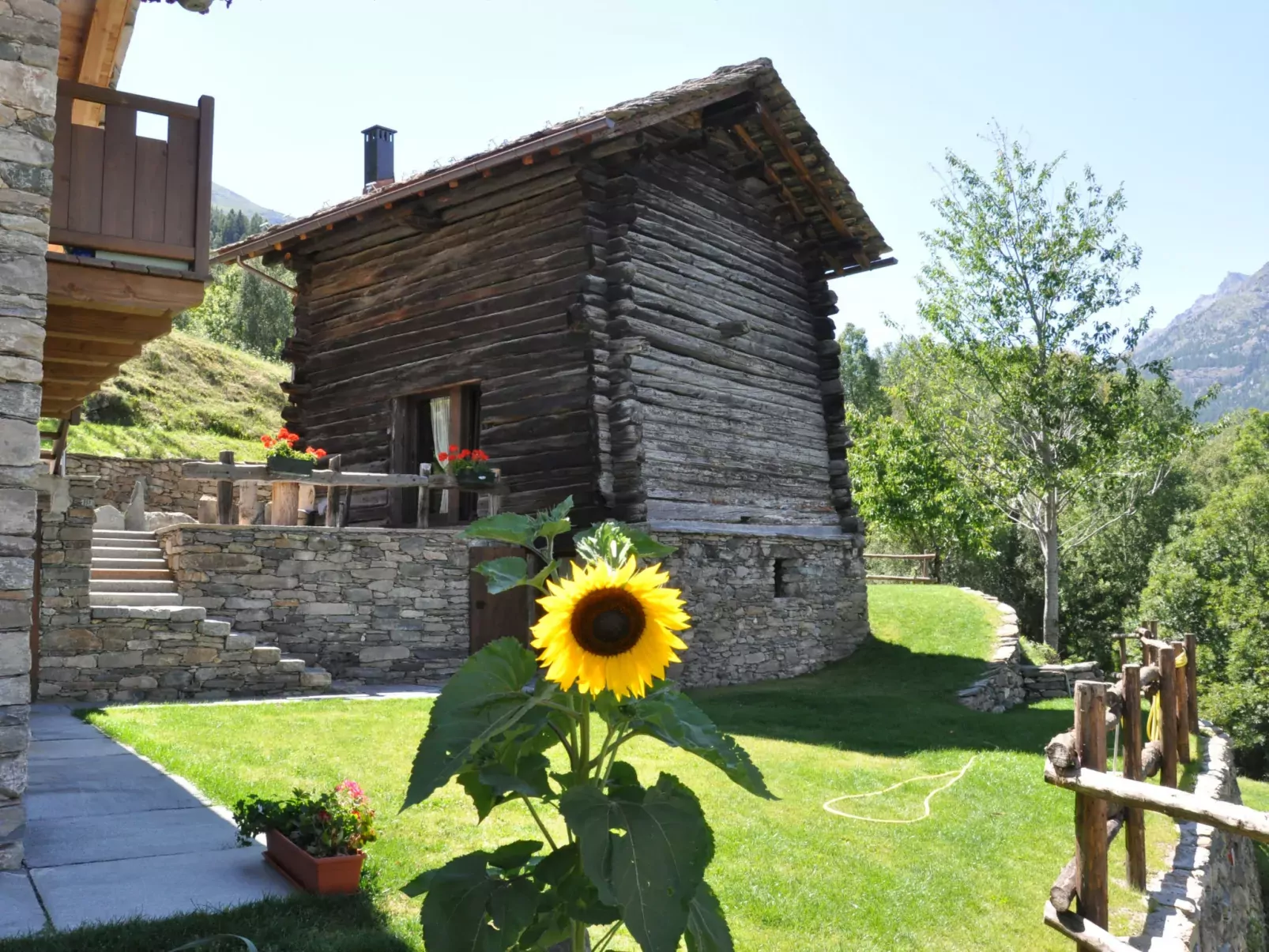 Chalet les Combes-Outside