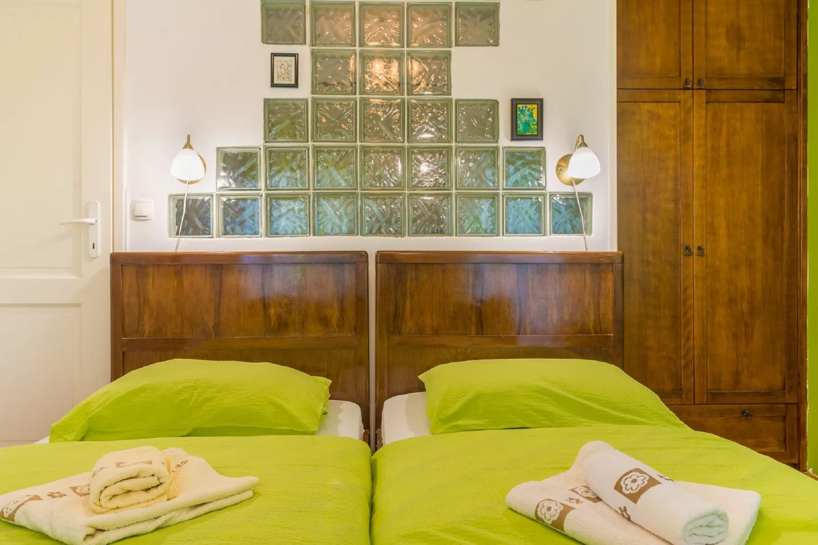 Vesna-Chambre