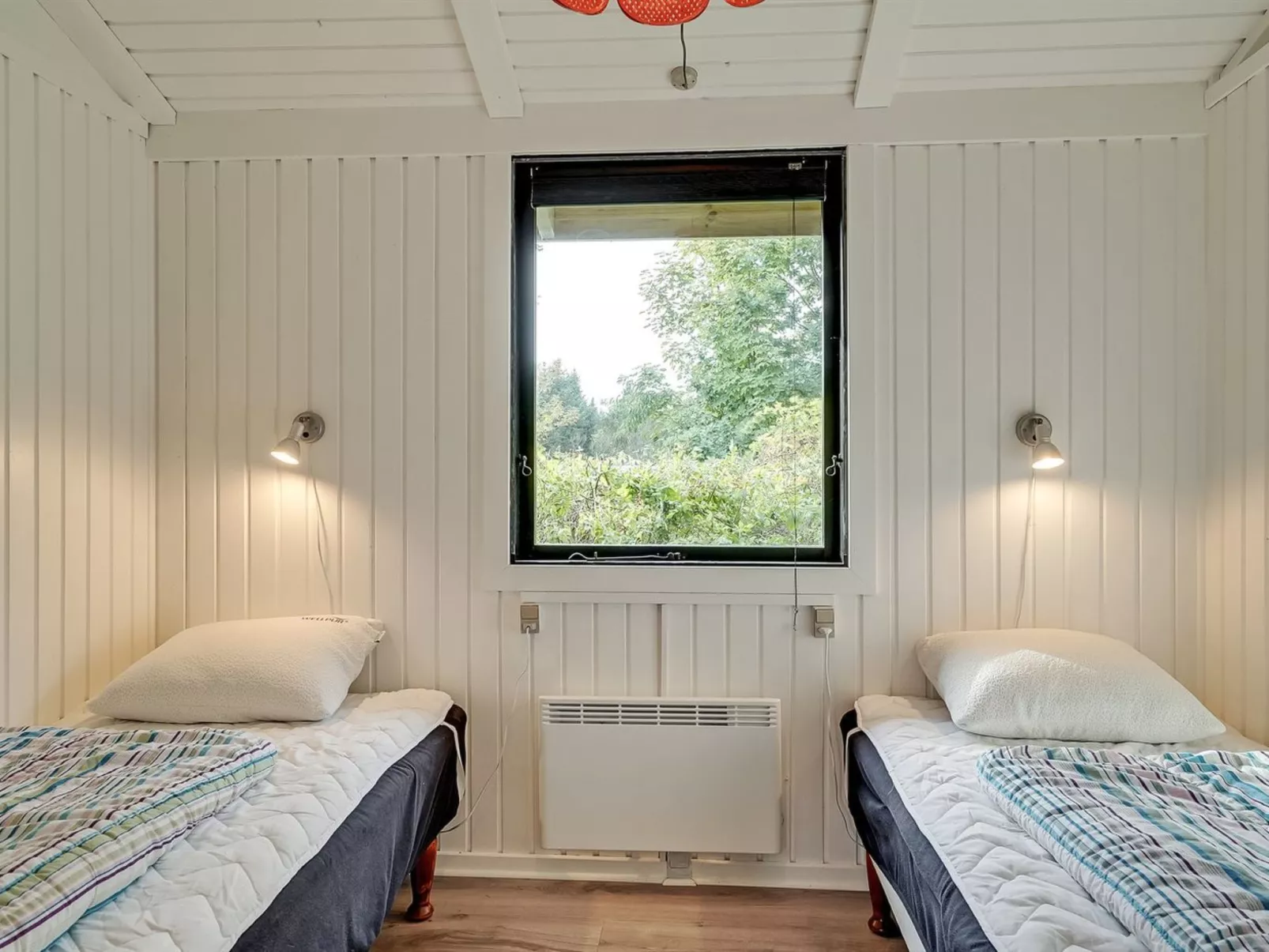 "Avia" - 500m from the sea-Inside