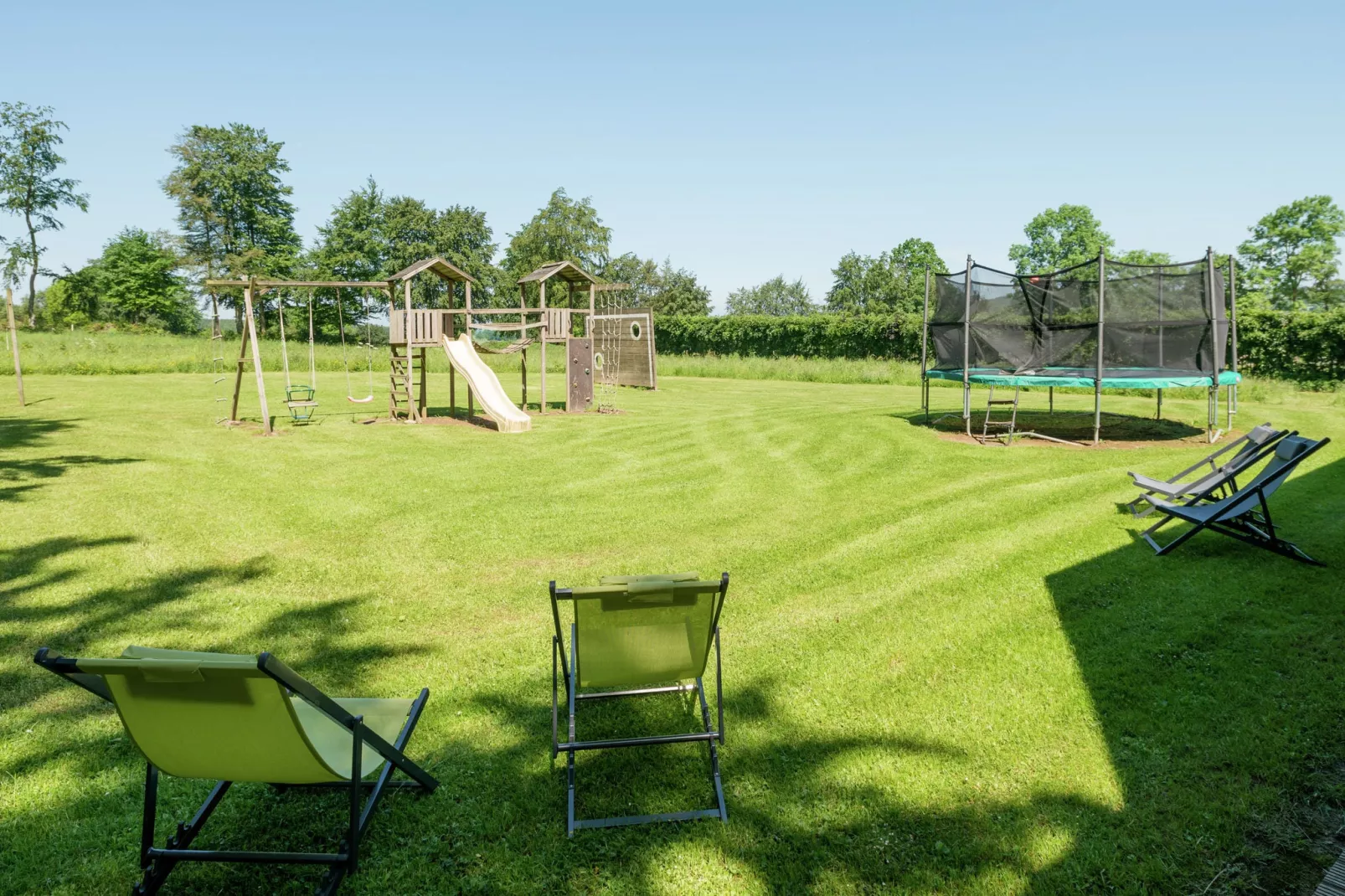 Thiryfagnes-Gärten Sommer