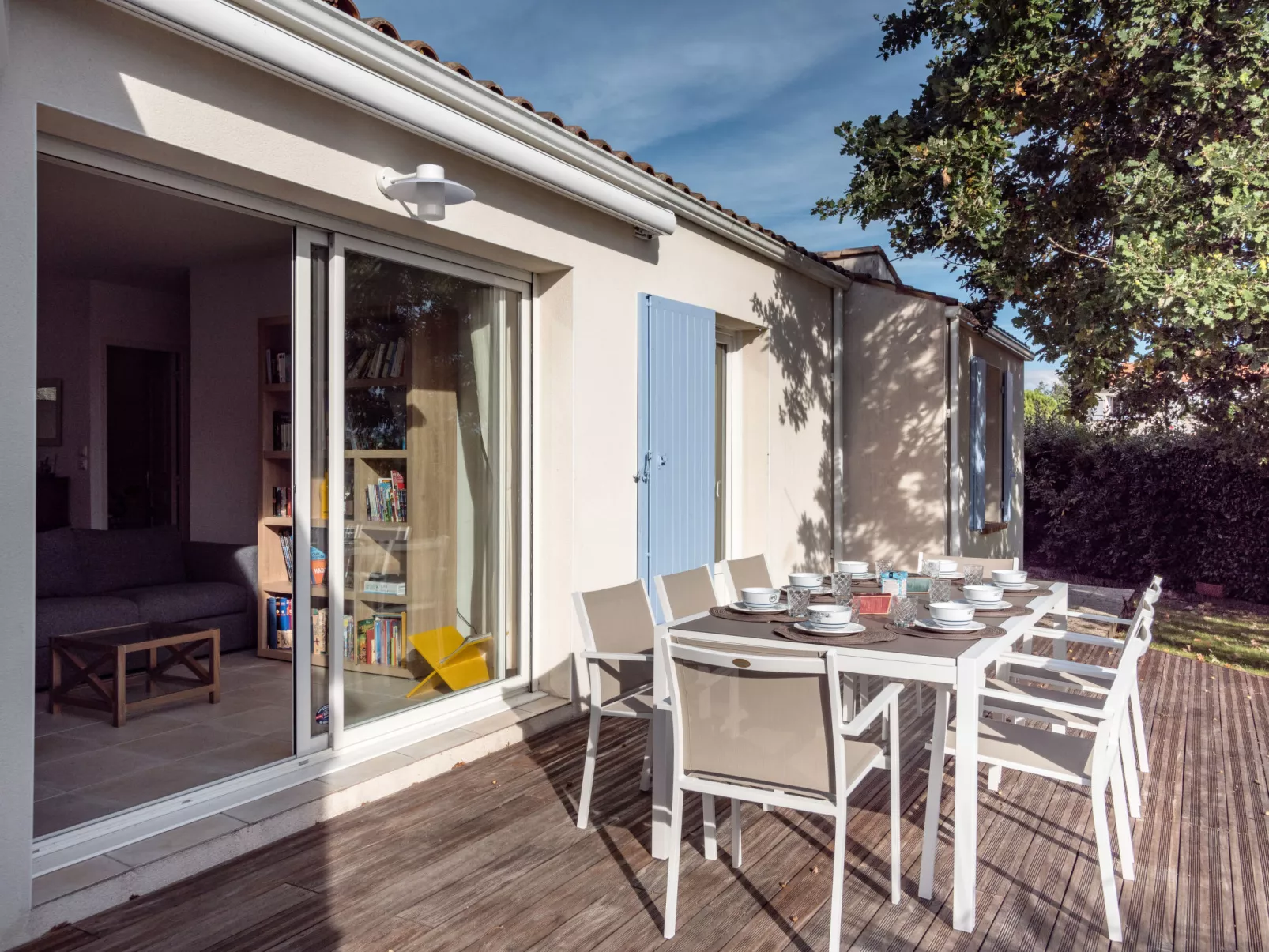 Villa Perdrix-Outside