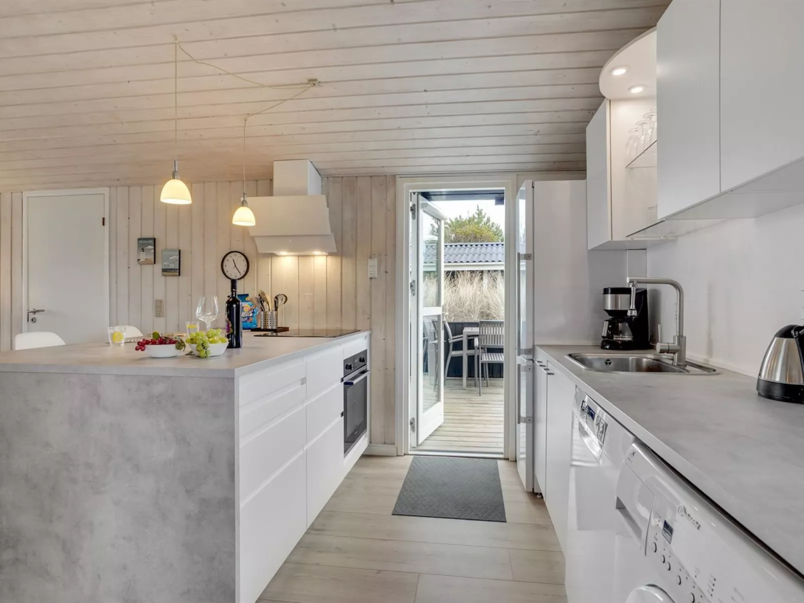 "Julan" - 600m from the sea-Inside