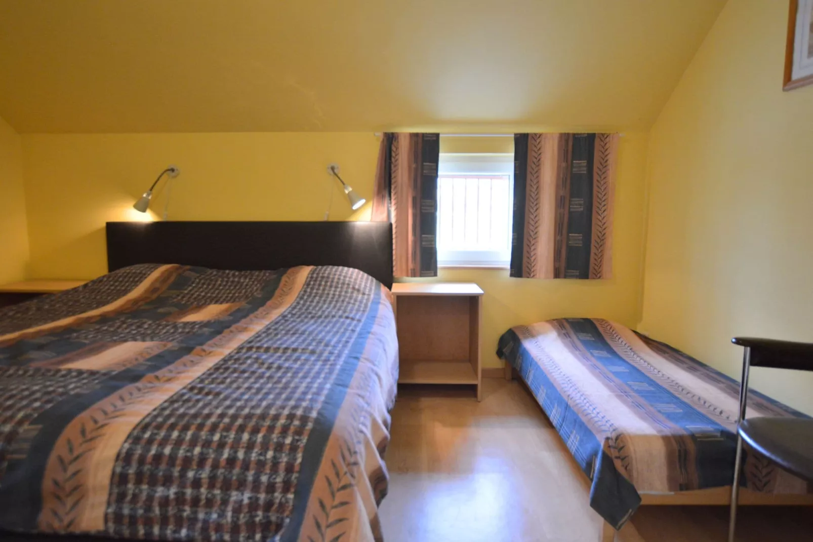 Le Sans Soucis-Bedroom