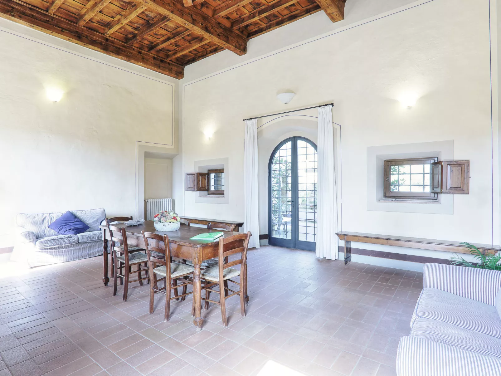 Il Salone-Inside